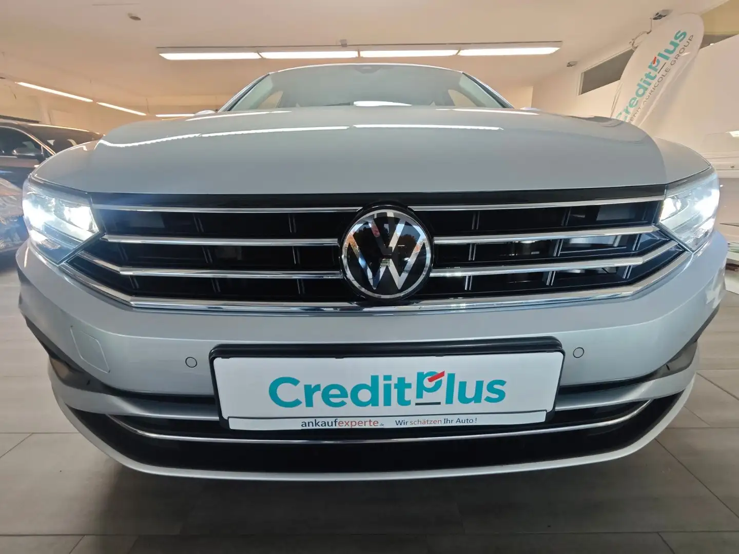 Volkswagen Passat Variant Business*Premium*ACC*AHK* Argent - 2