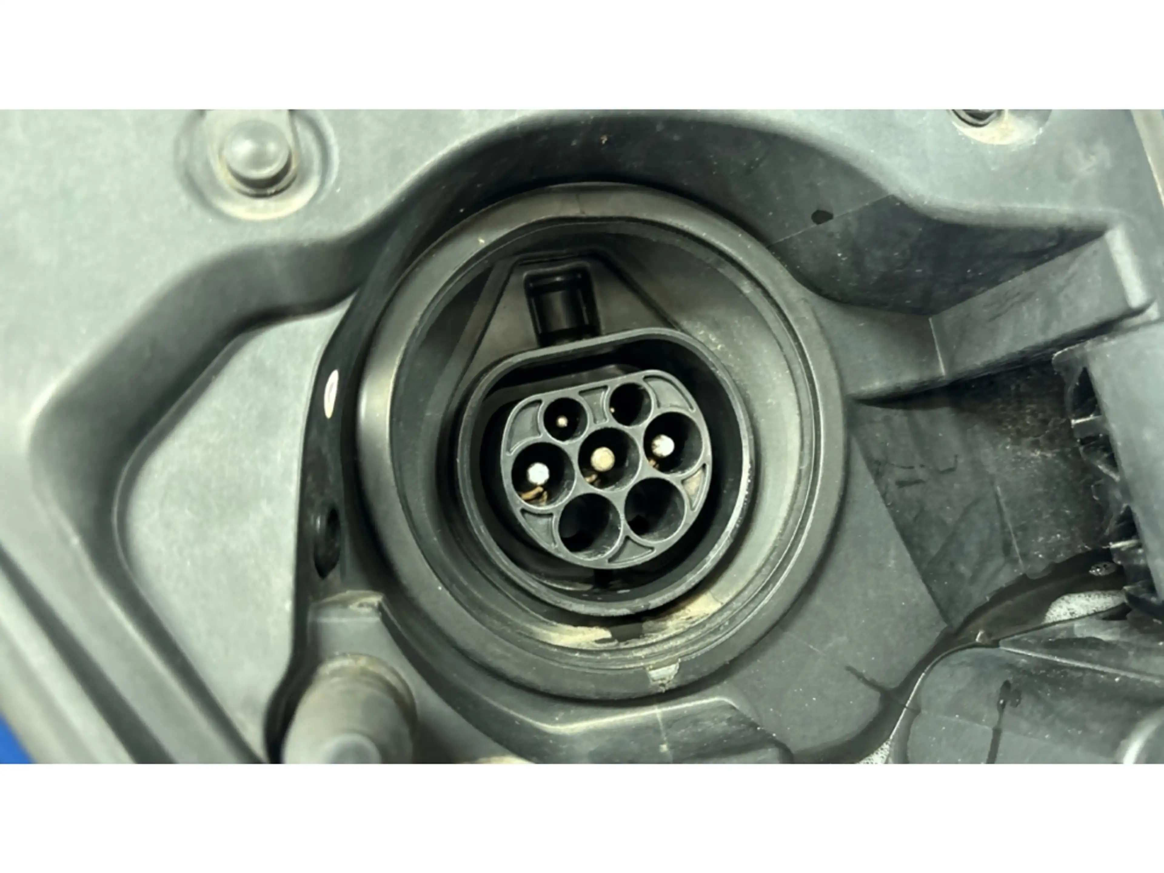 Lexus UX 300e Premium Pano Kamera Navi LED Leder Sitzklima — photo 22
