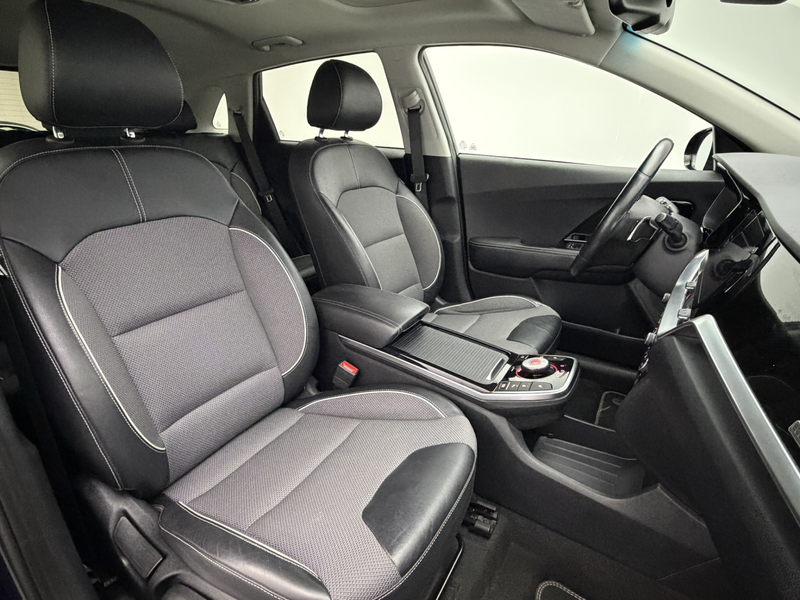 Kia e-Niro DynamicPlusLine 64 kWh SOH 97% | Trekhaak | Schuif — photo 20