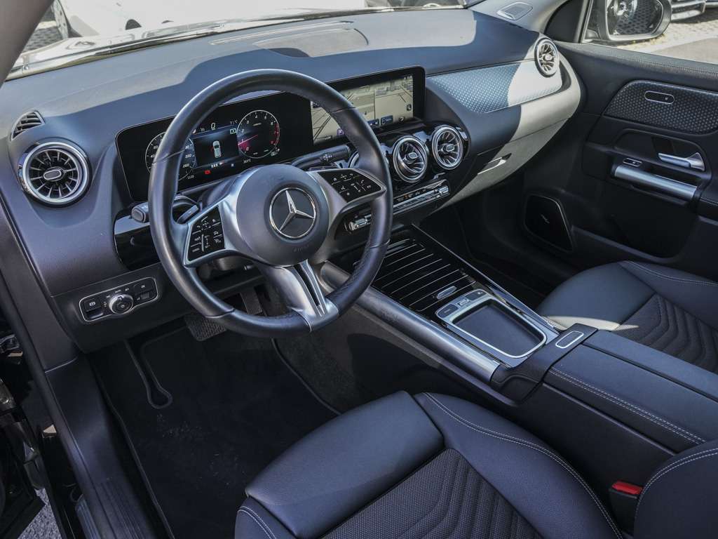 Mercedes-Benz GLA 180