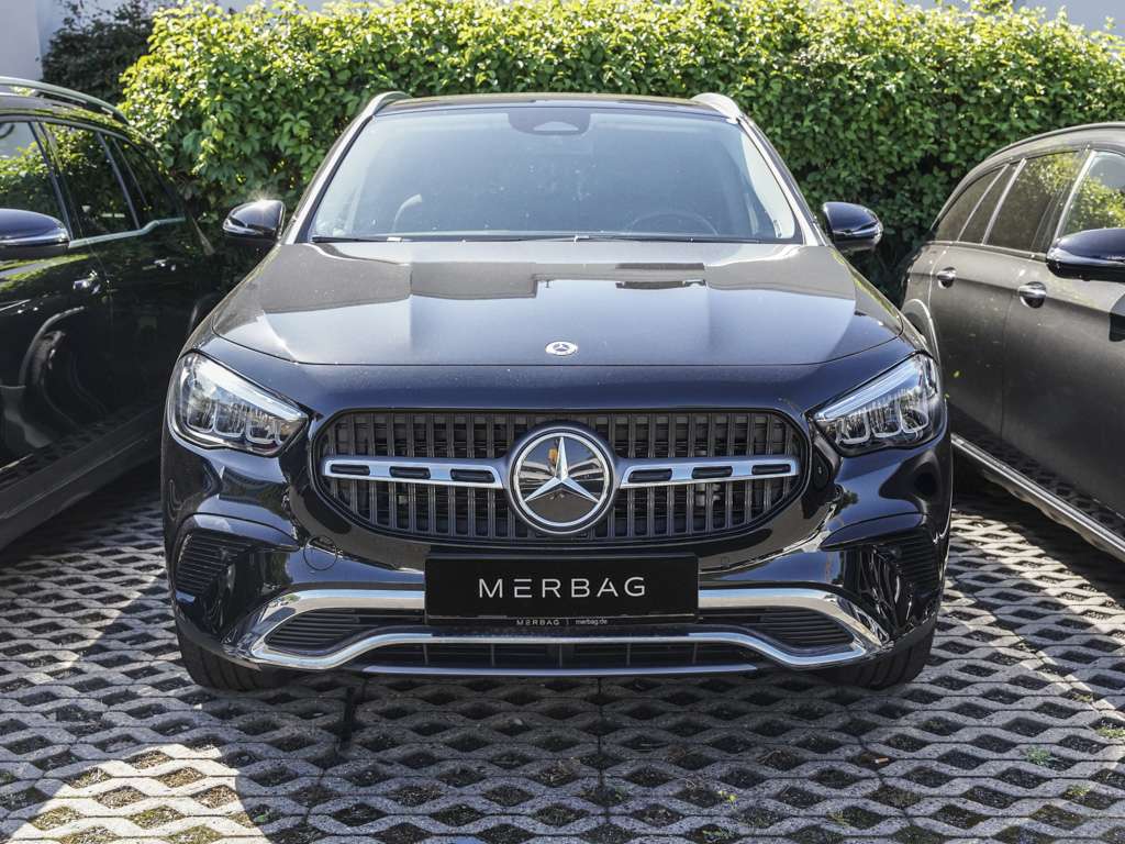Mercedes-Benz GLA 180