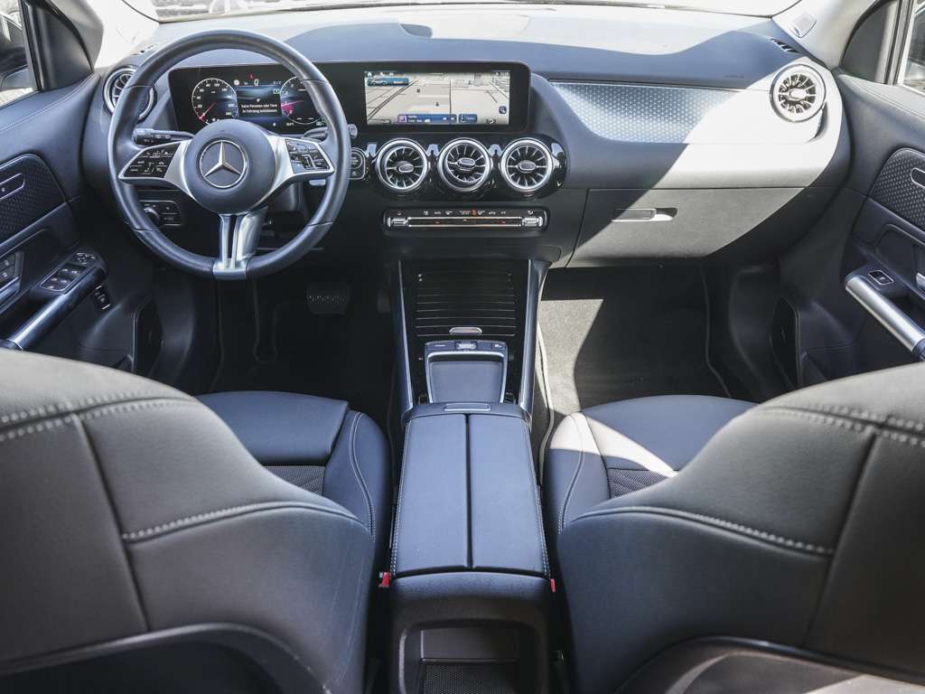 Mercedes-Benz GLA 180