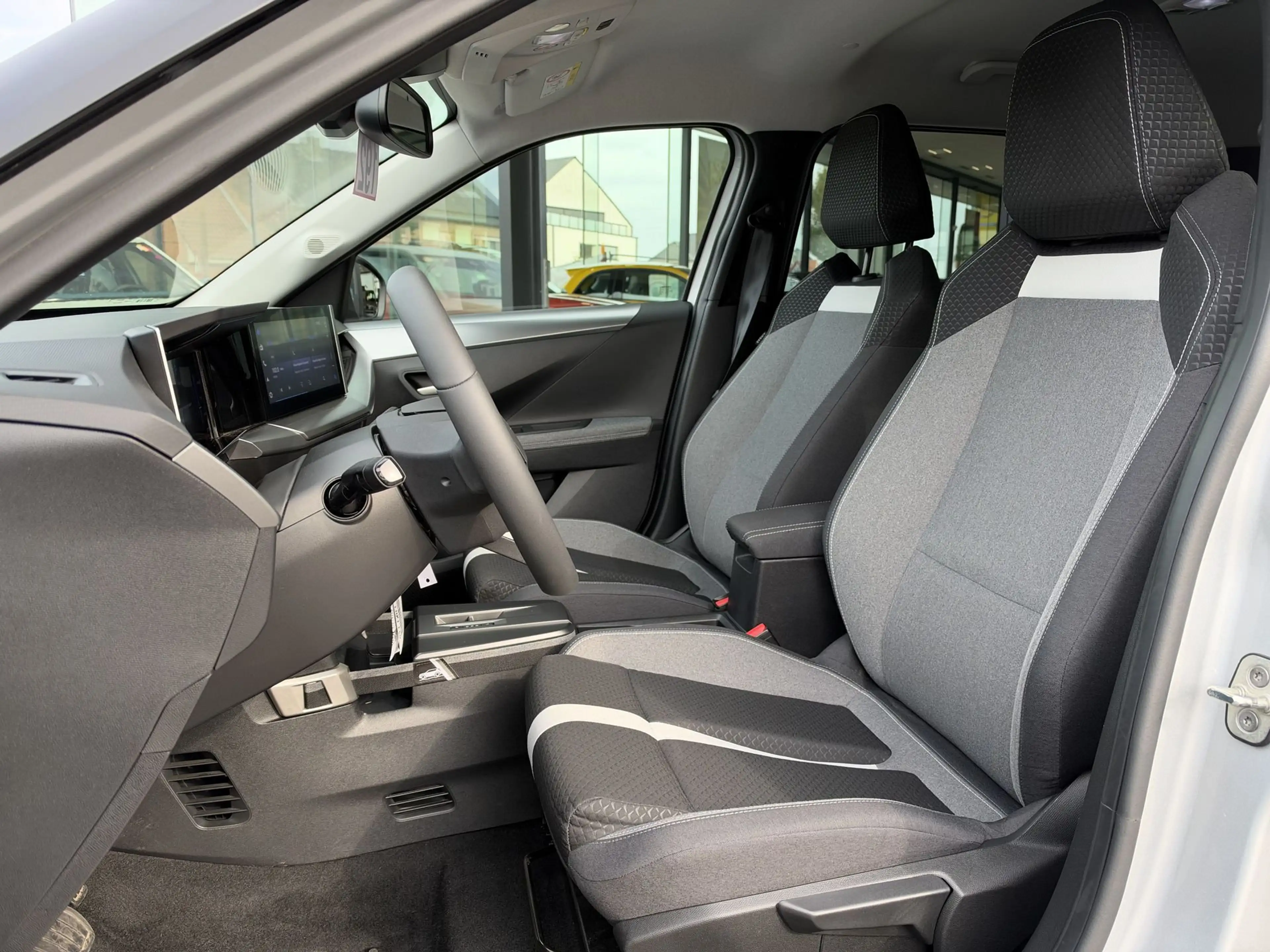 Opel Frontera GS 1.2T Hybrid 145pk *Navi*CarPlay*Camera* — photo 6