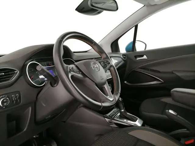 Opel Crossland X view 11