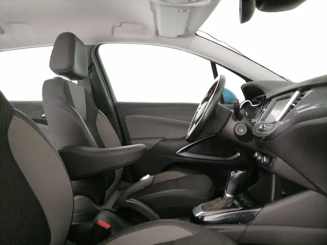 Opel Crossland X view 6
