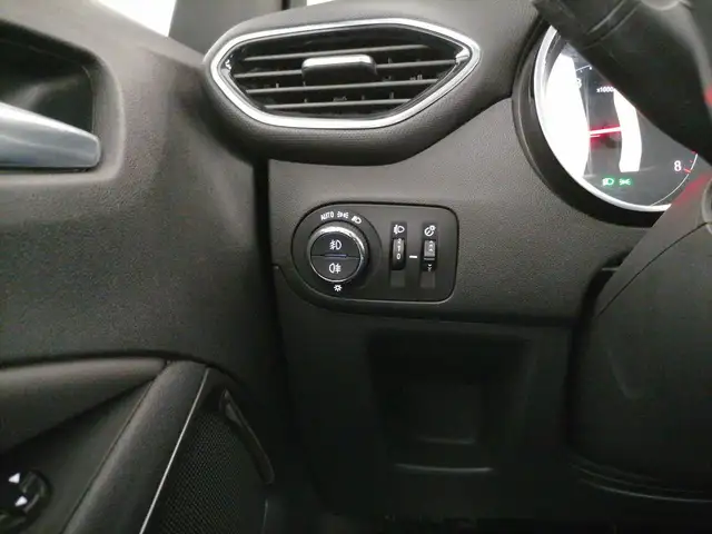 Opel Crossland X view 23