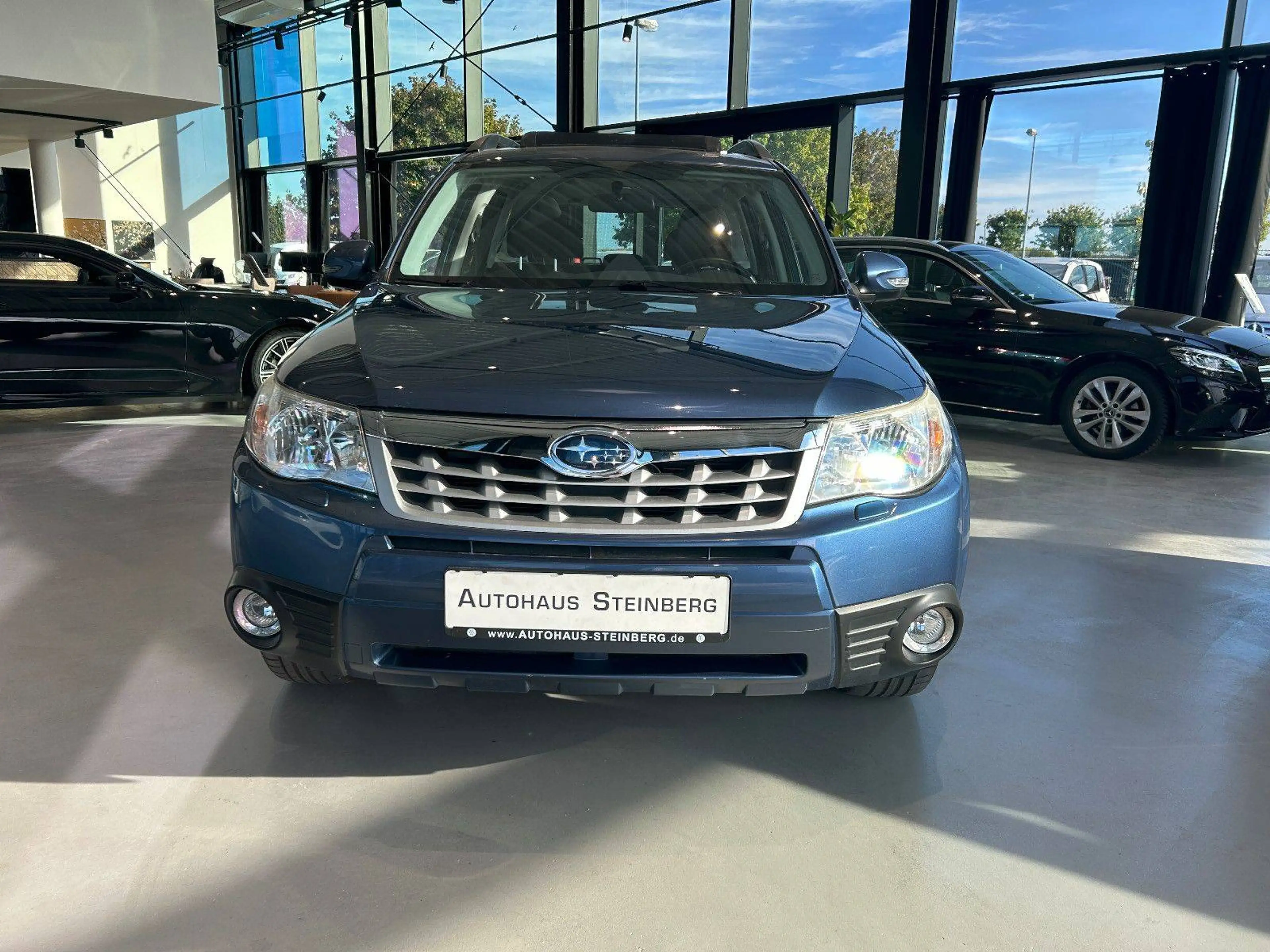 Subaru Forester Comfort AUTOMATIK+SHZ+PANO+AHK — photo 4