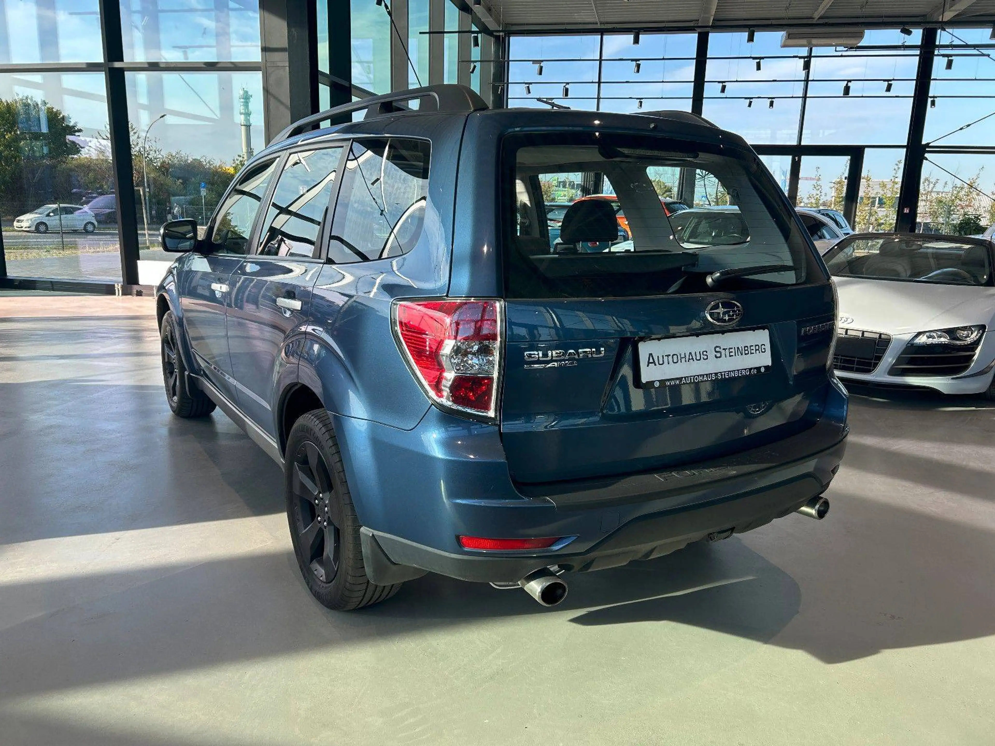 Subaru Forester Comfort AUTOMATIK+SHZ+PANO+AHK — photo 10