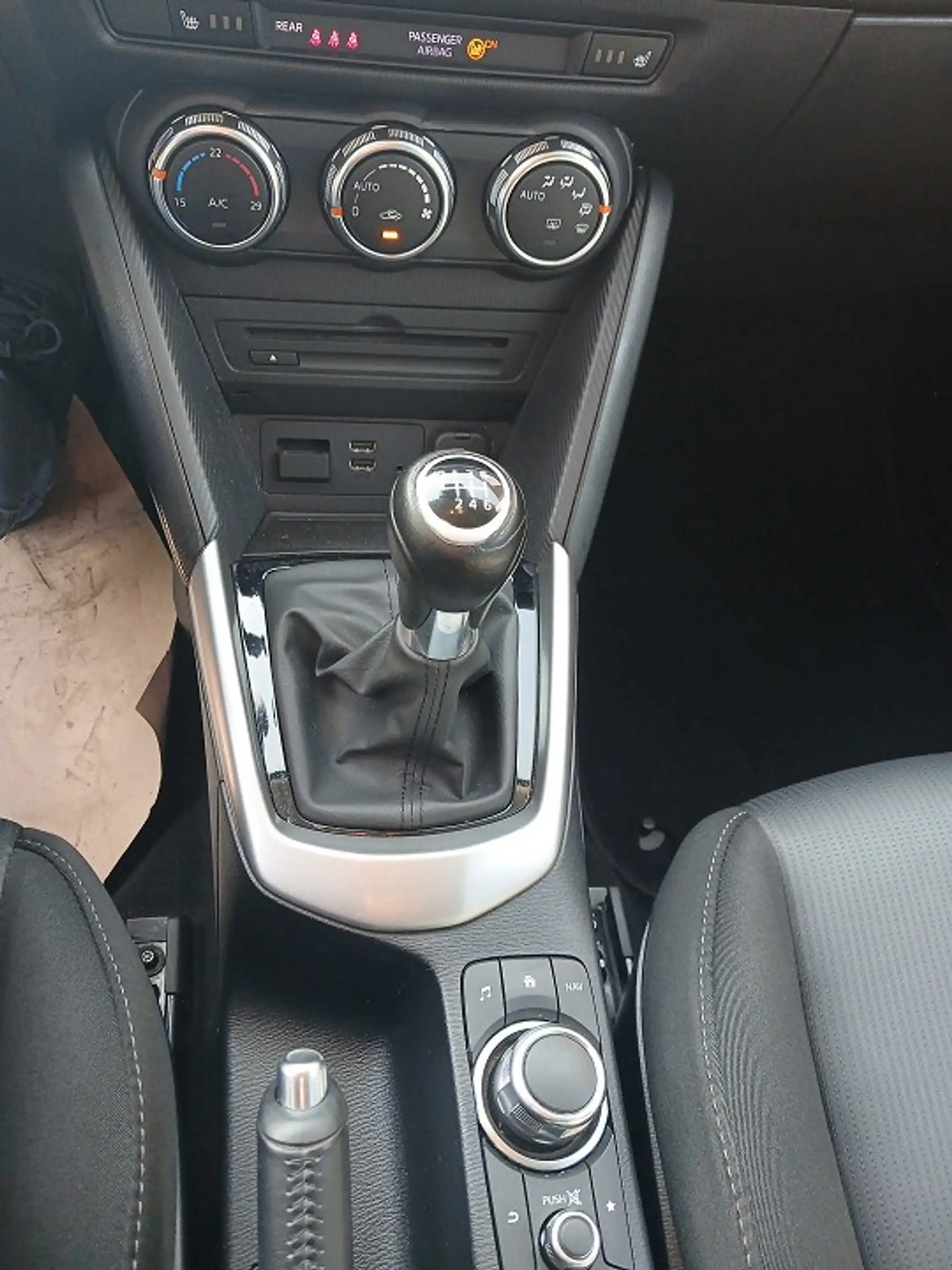 Mazda CX-3 SKYACTIV-G 120 FWD 88 kW (120 PS) Center-Line — photo 11