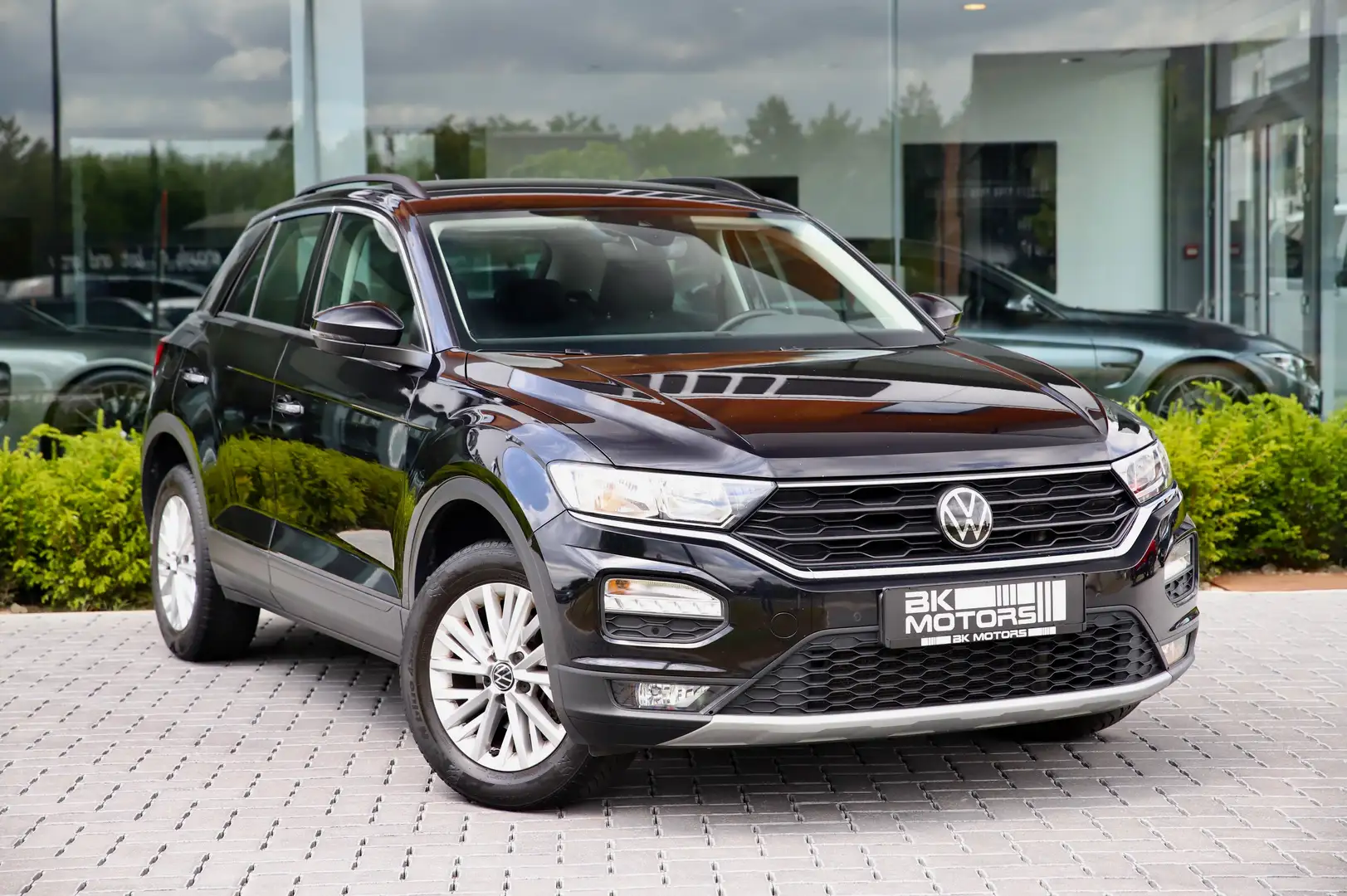 Volkswagen T-Roc 2.0 TDi SCR /NAVI/CARPLAY/CRUISE/TREKHAAK/DAB/... Black - 1
