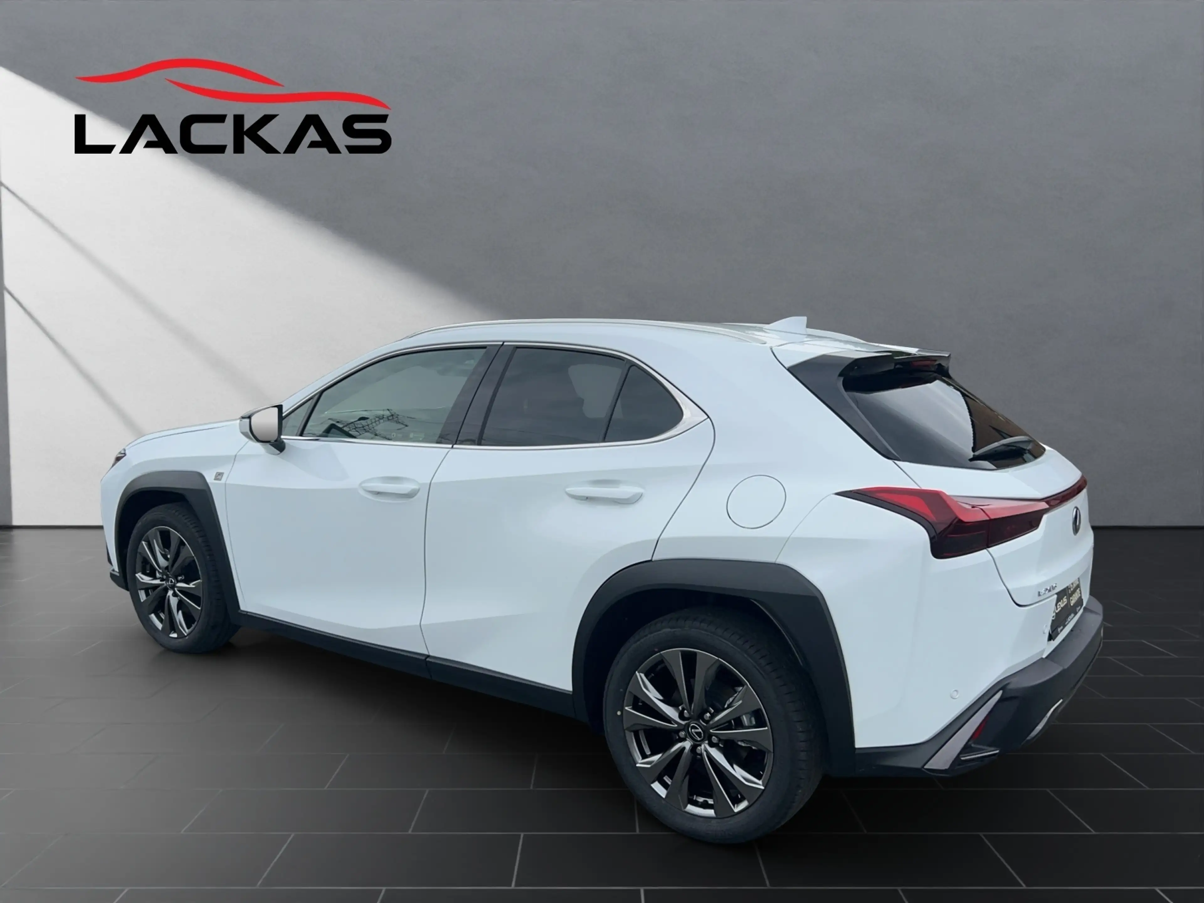 Lexus UX 250h 300 h F-Sport Design Technologie-Paket — photo 3