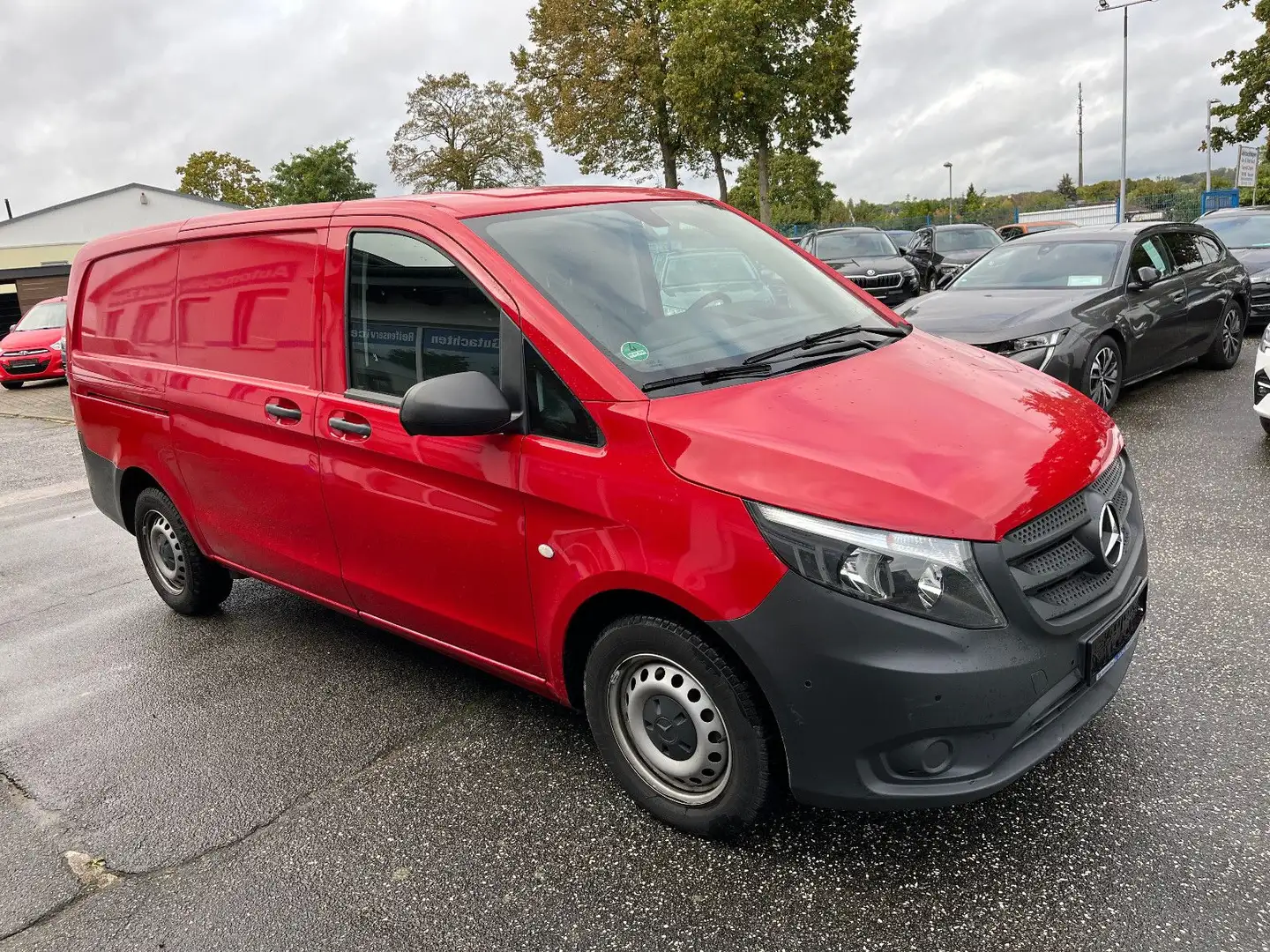 Mercedes-Benz Vito Kasten 111 CDI FWD lang*Klima/1.Hd./PDC* Rot - 2