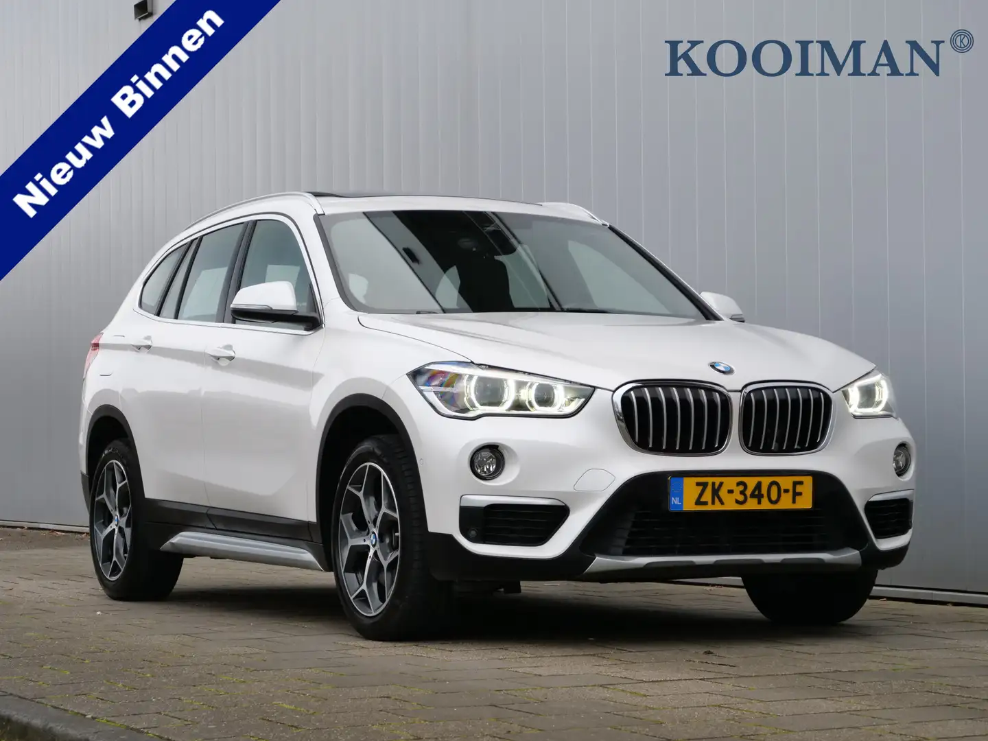 BMW X1 sDrive20i High Executive 192 Pk Automaat Navi / Sc Blanc - 1