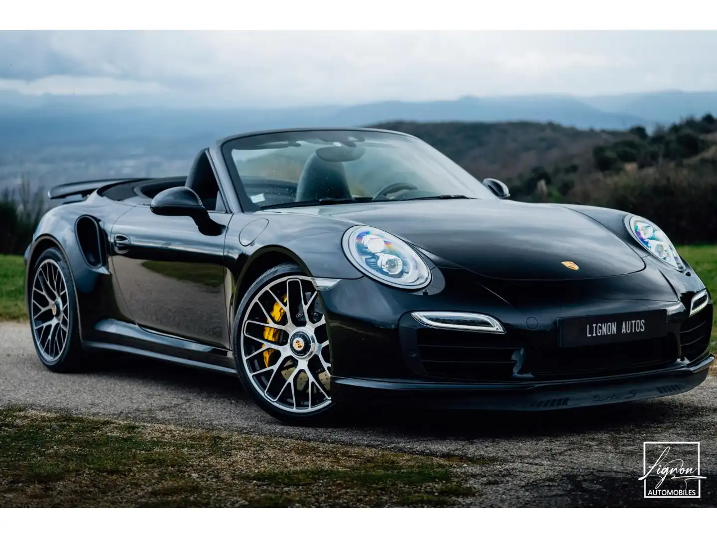 Porsche 911 Cabriolet 3.8i Turbo S 560 Ch PDK  Full Options Černá - 2
