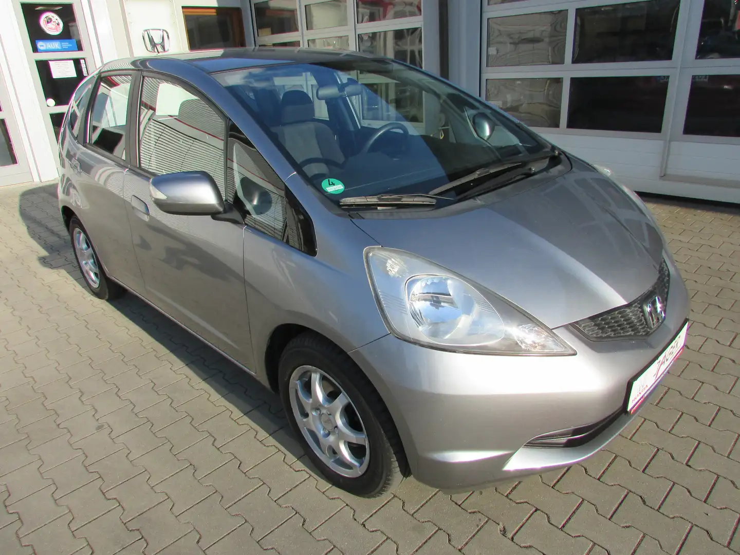 Honda Jazz 1.4 Comfort, MP3, CD, Klimaautomatik, i-MID, Color Gris - 1