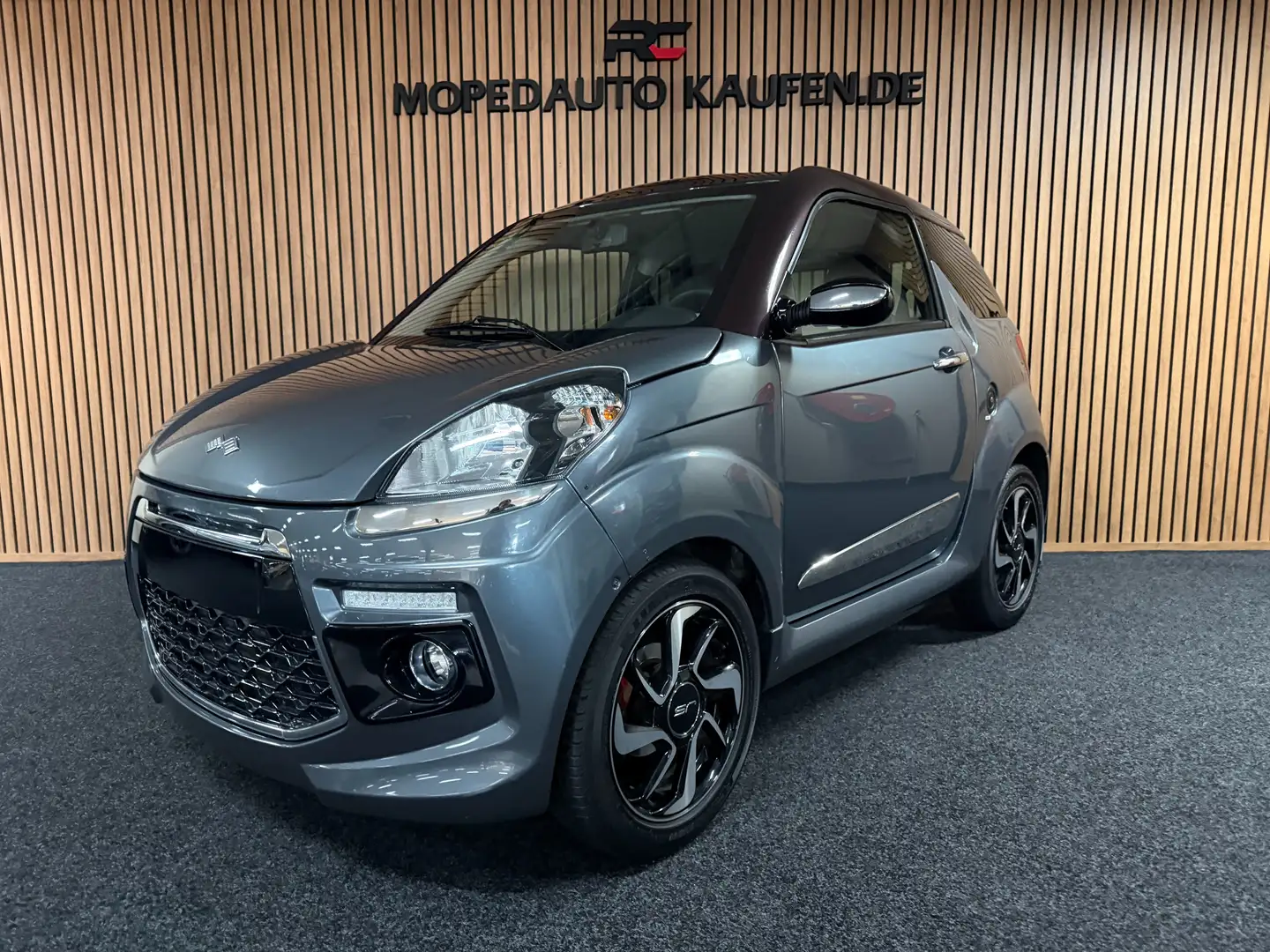 Ligier JS 50 Gepflegt / Sport / leiser DCI Motor - 2