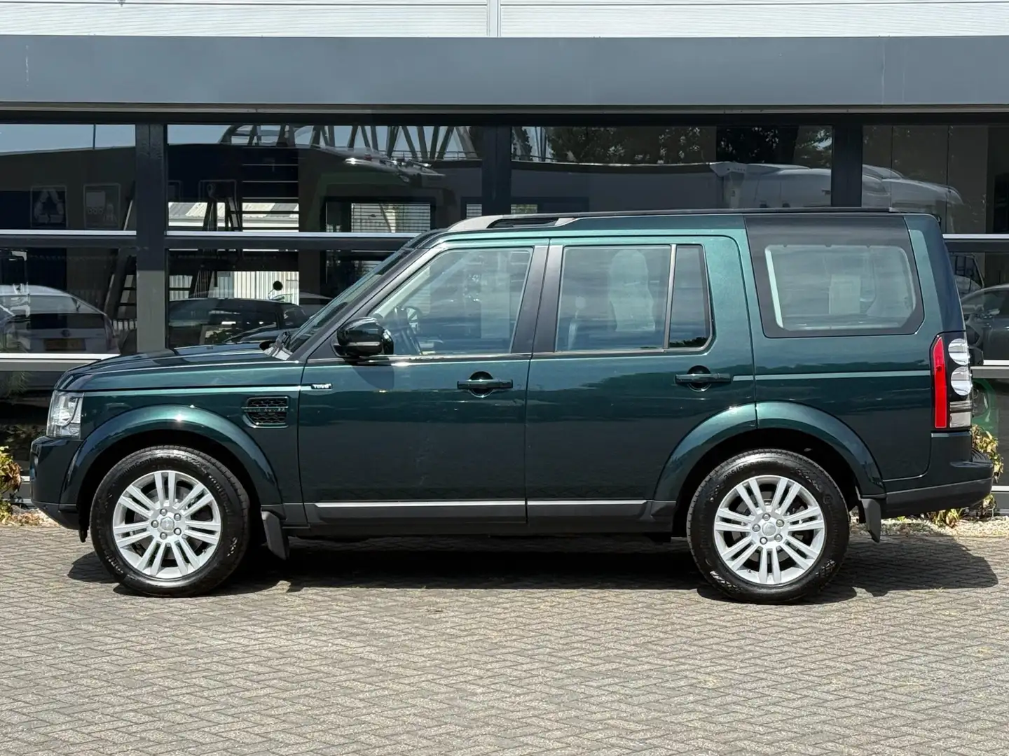 Land Rover Discovery 4 3.0 TDV6 HSE NL auto !! NAP APK !! Groen - 2