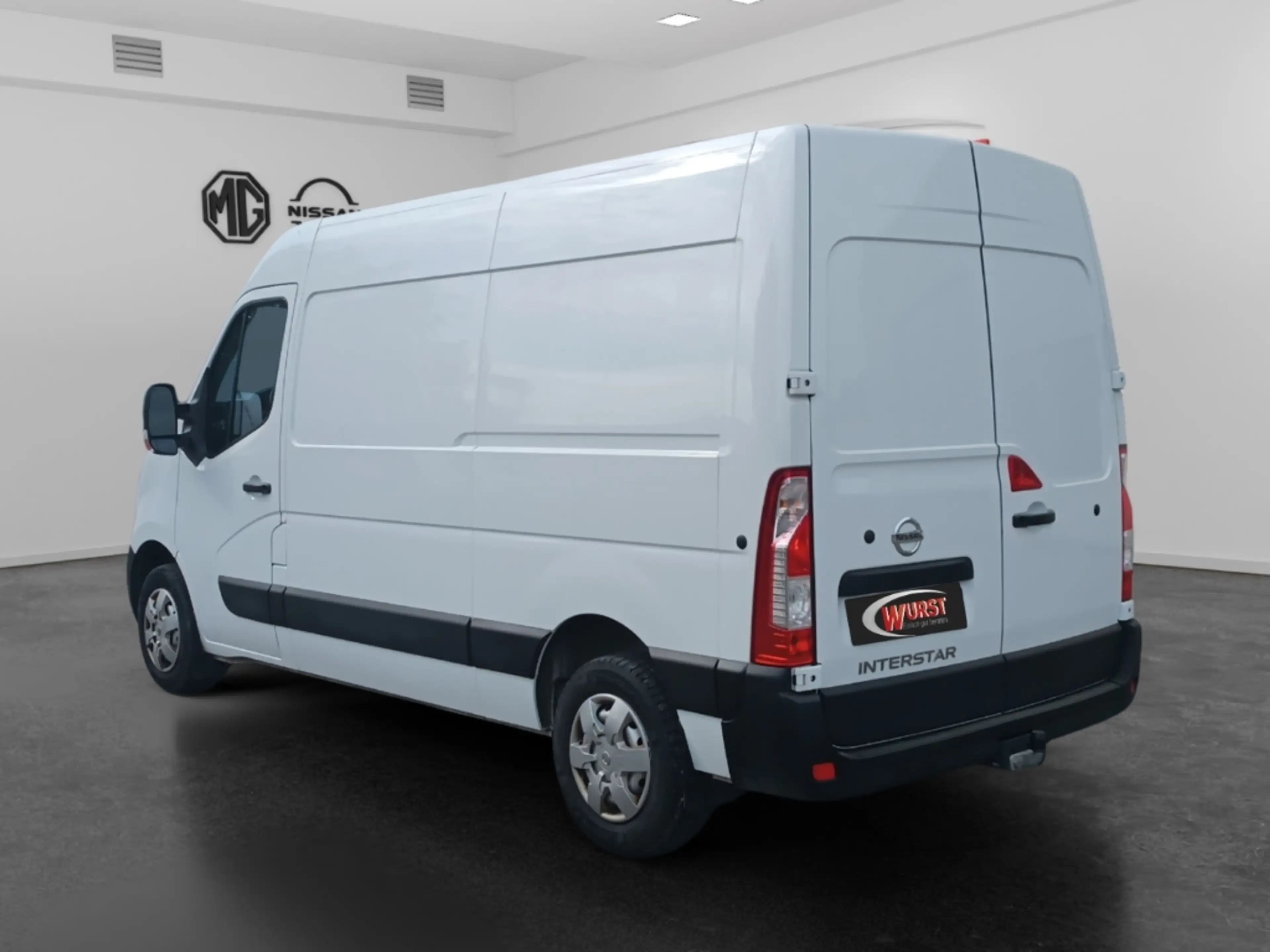 Nissan Interstar Kastenwagen 3,5t Acenta FWD Kasten L2H2 Werksgaran — photo 3