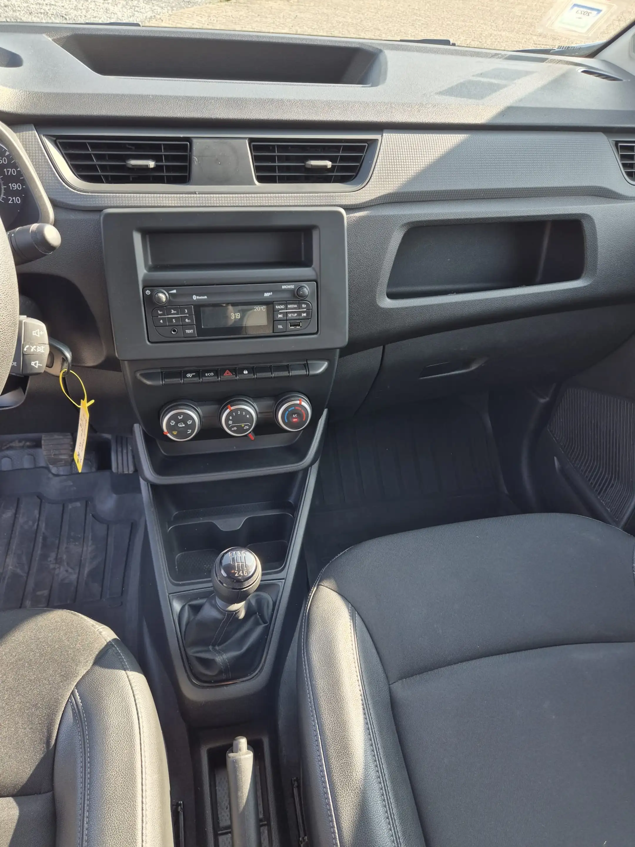 Renault Express Bestelwagen - 2 zitplaatsen - €9.500 excl. btw — photo 9