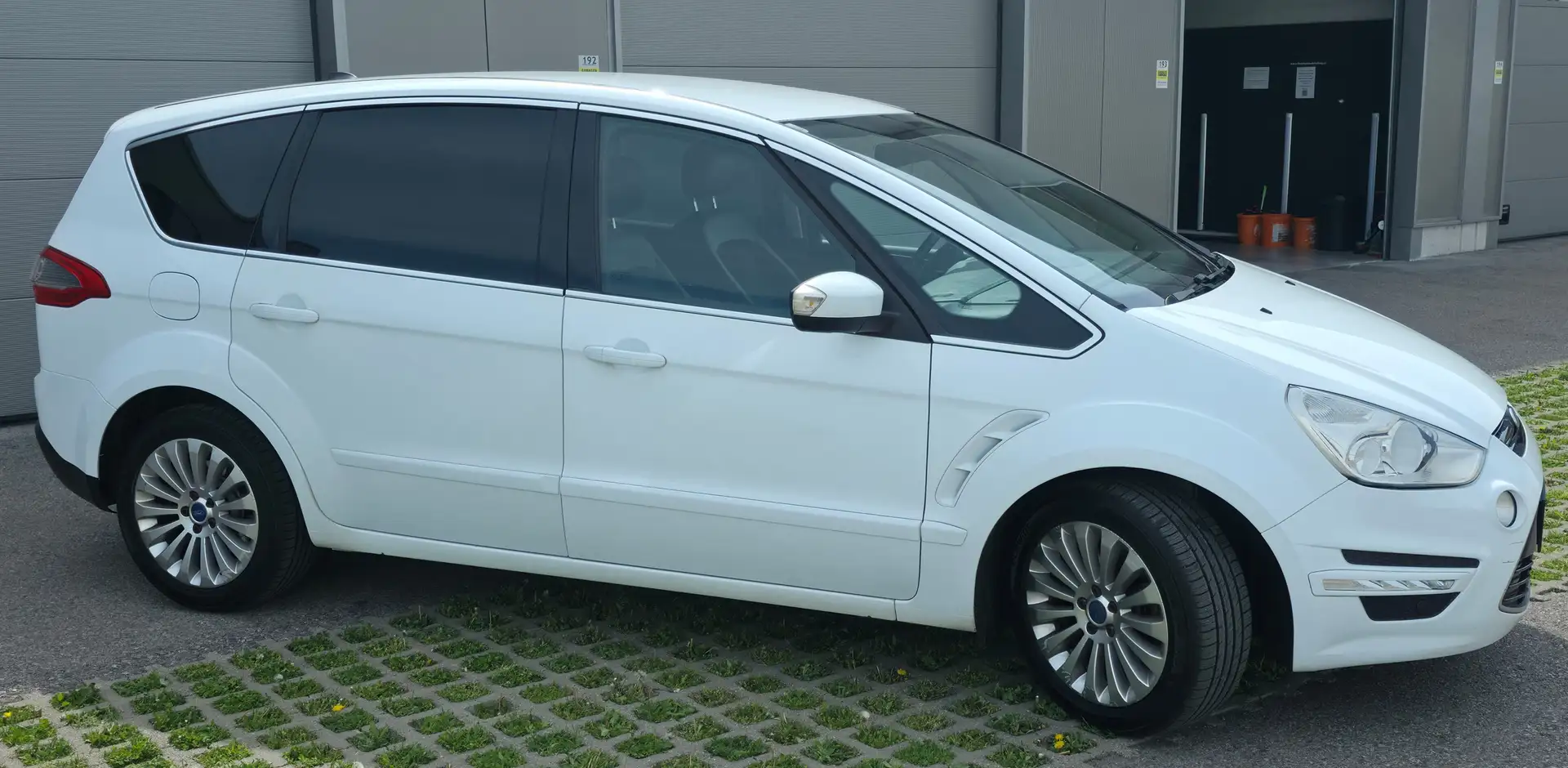 Ford S-Max S-MAX Titanium 2,0 TDCi DPF Titanium Weiß - 2