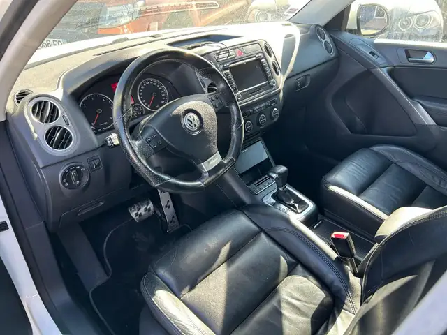 Volkswagen Tiguan view 6