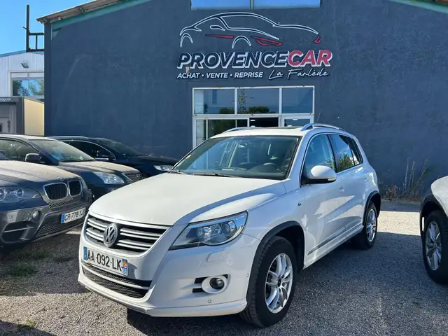 2009 Volkswagen Tiguan in White for sale