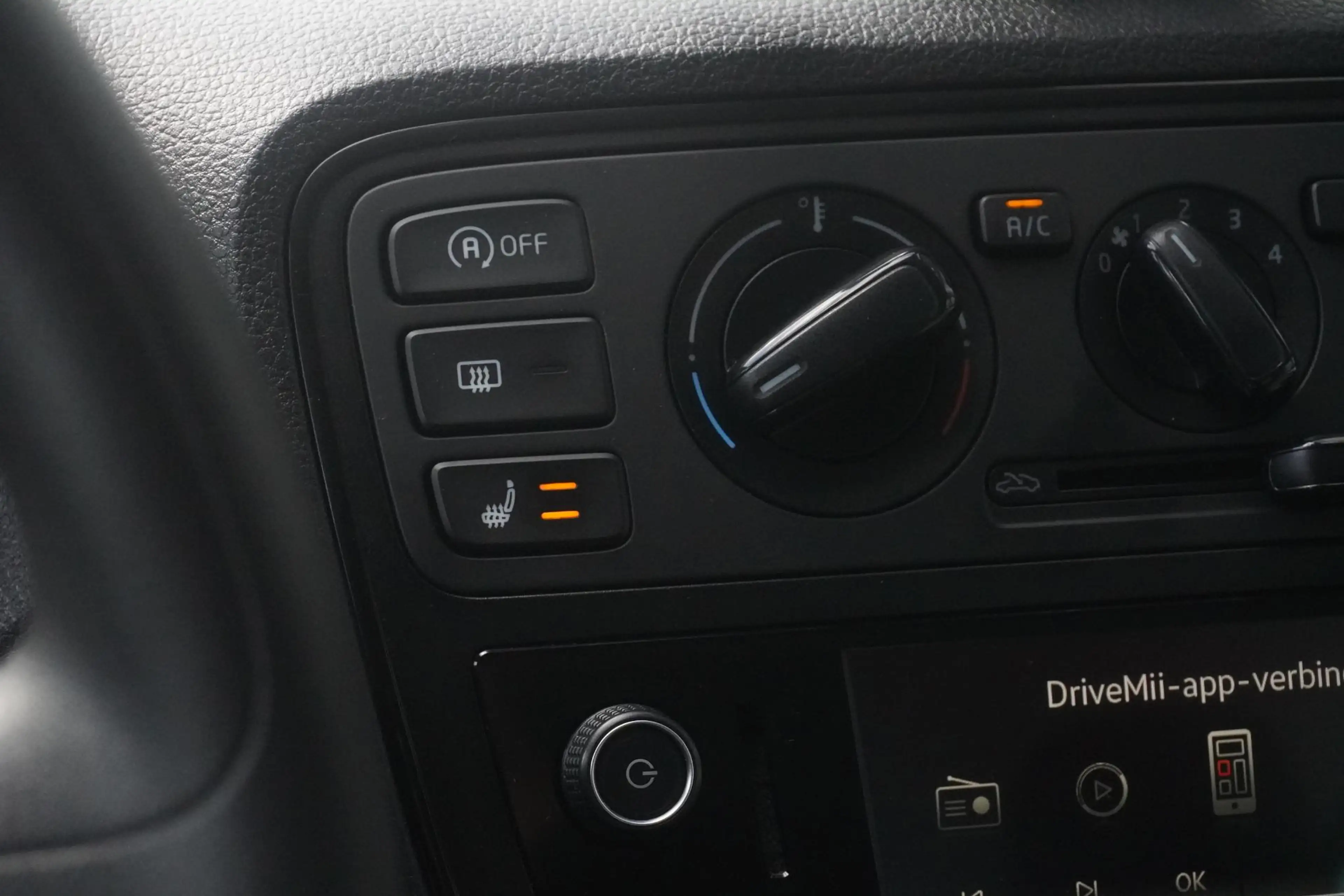 SEAT Mii 1.0 Style Intense | BTW | NAP | CRUISE CTRL | STOE — photo 19