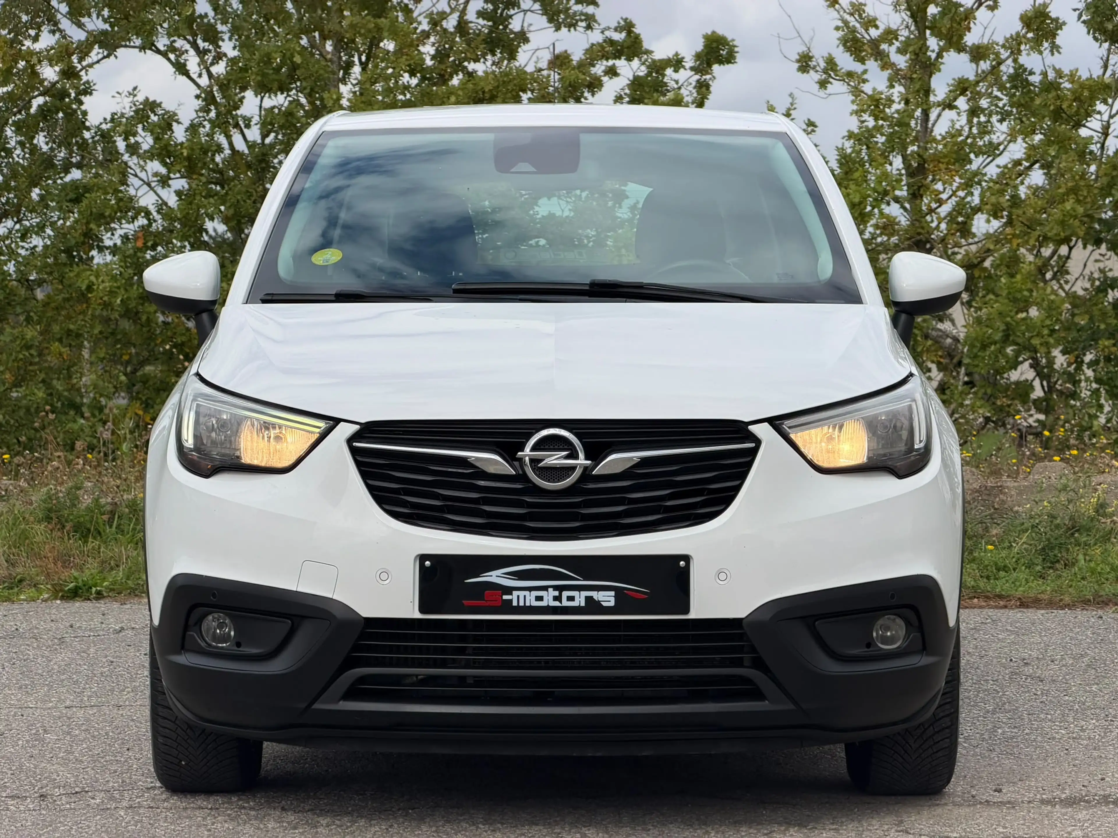 Opel Crossland X — photo 11