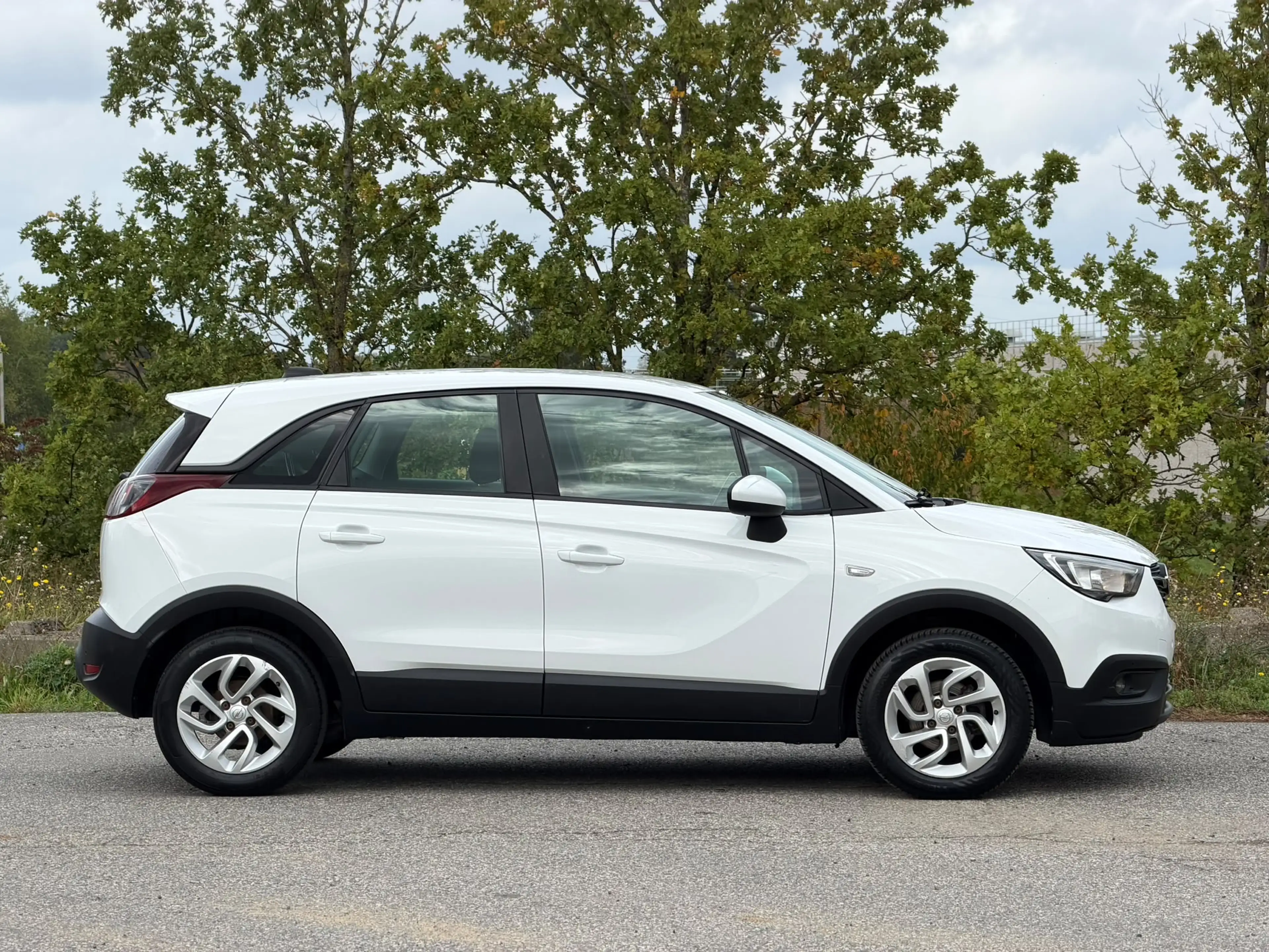 Opel Crossland X — photo 3