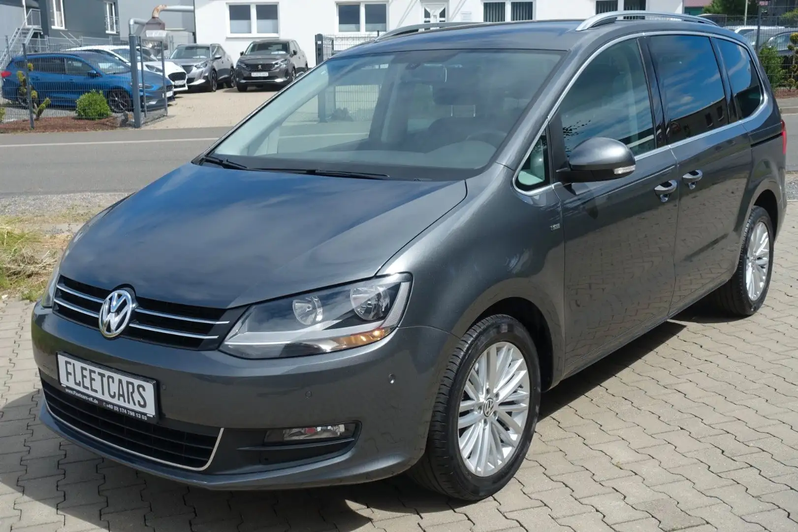 Volkswagen Sharan Cup BMT | Sitzheizung | aus 1.Hand Grau - 1