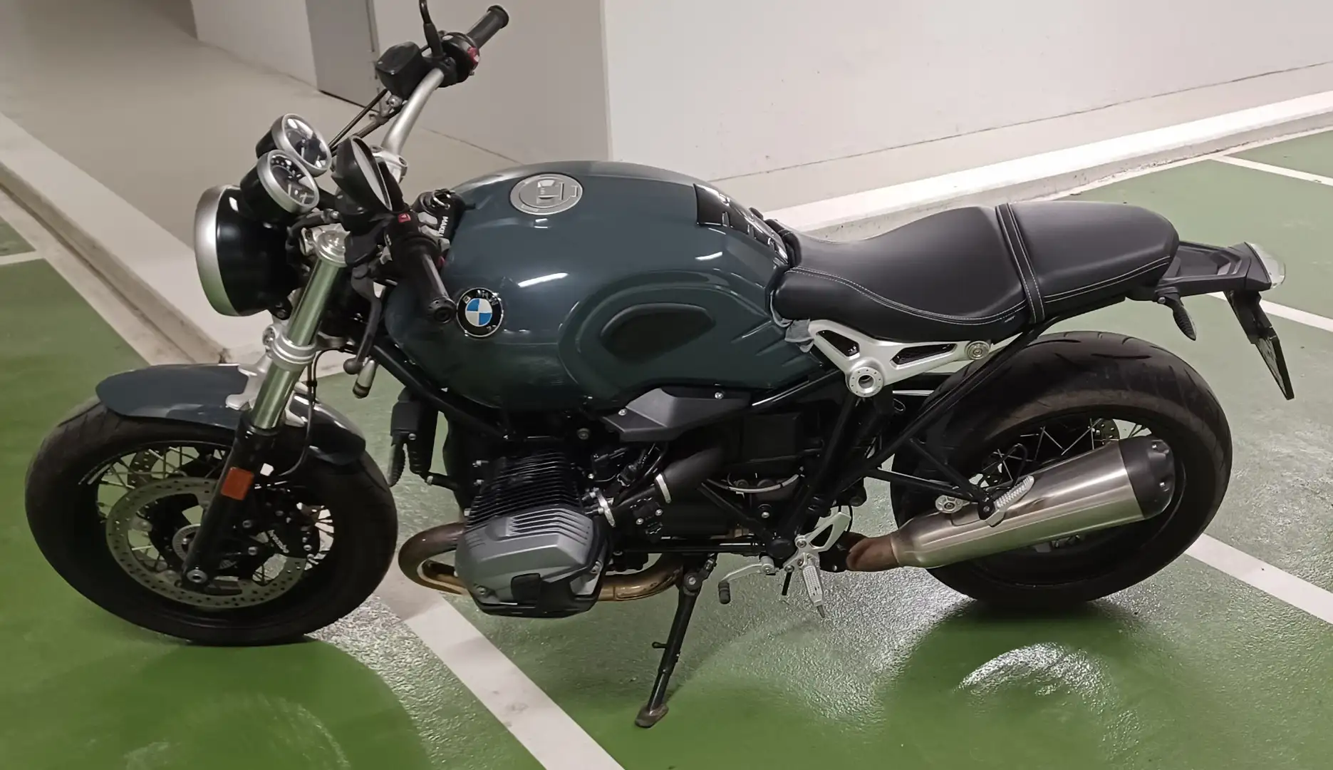 BMW R nineT Gris - 2