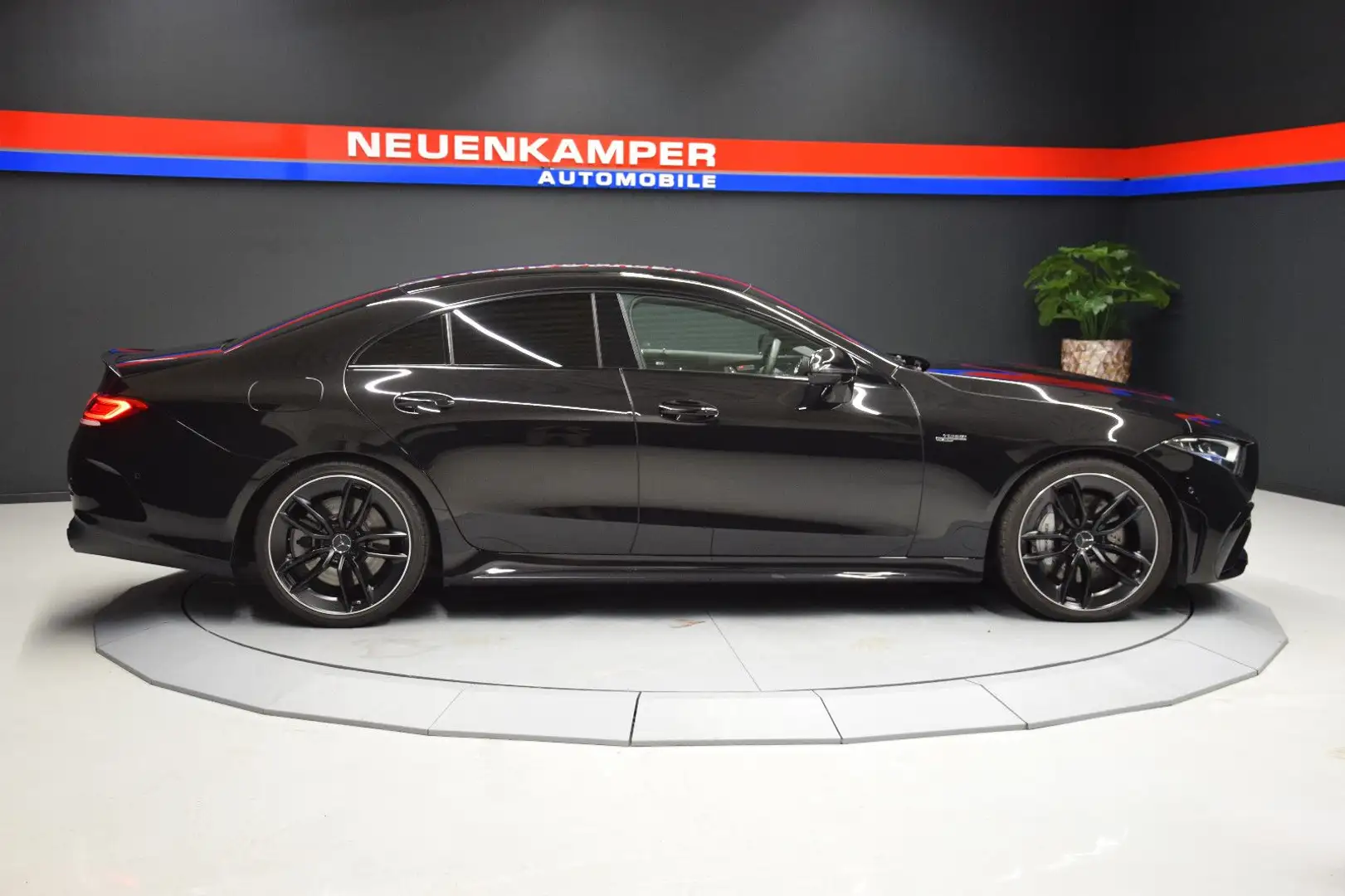 Mercedes-Benz CLS 53 AMG 4Matic s.AGA 360°Luftfahr Memory STHZ Negro - 2