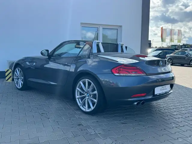 BMW Z4 view 5
