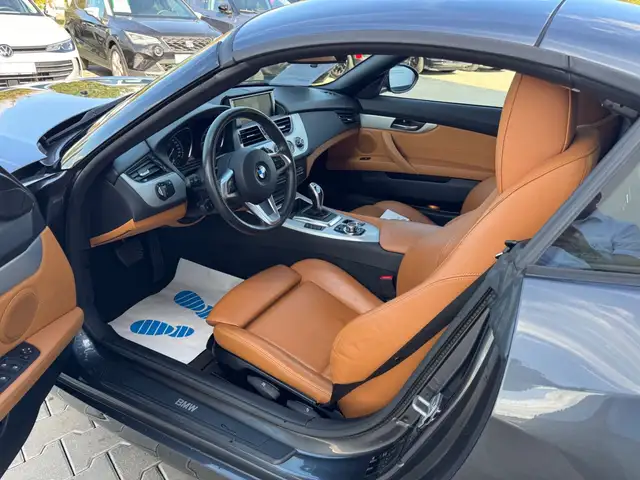 BMW Z4 view 9