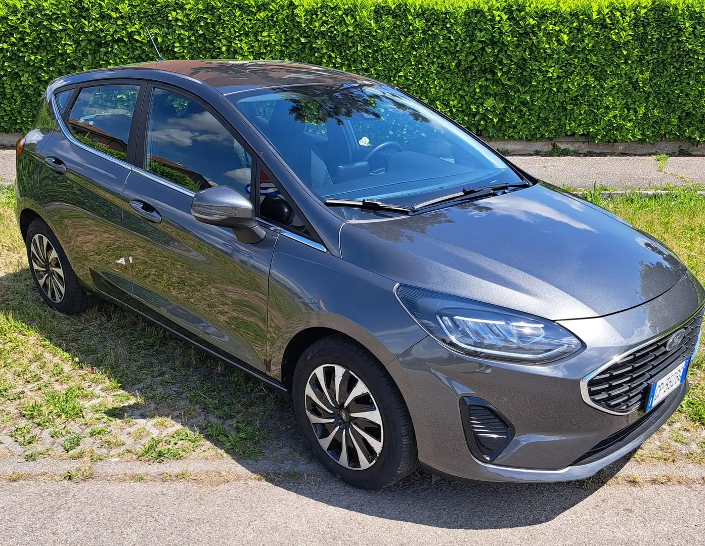 Ford Fiesta Fiesta 5p 1.1 Titanium 75cv IVA ESPOSTA Grigio - 1