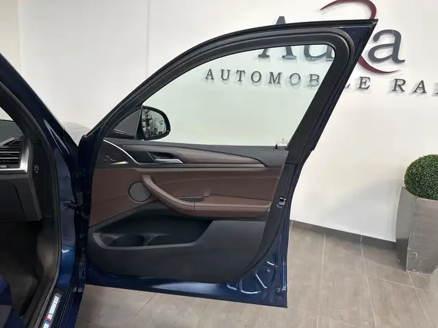 BMW iX3 view 7
