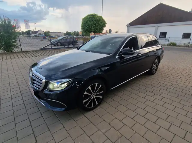 Mercedes-Benz E 350 E 350 d 4Matic 360' Kam Head up Schieb Standheiz