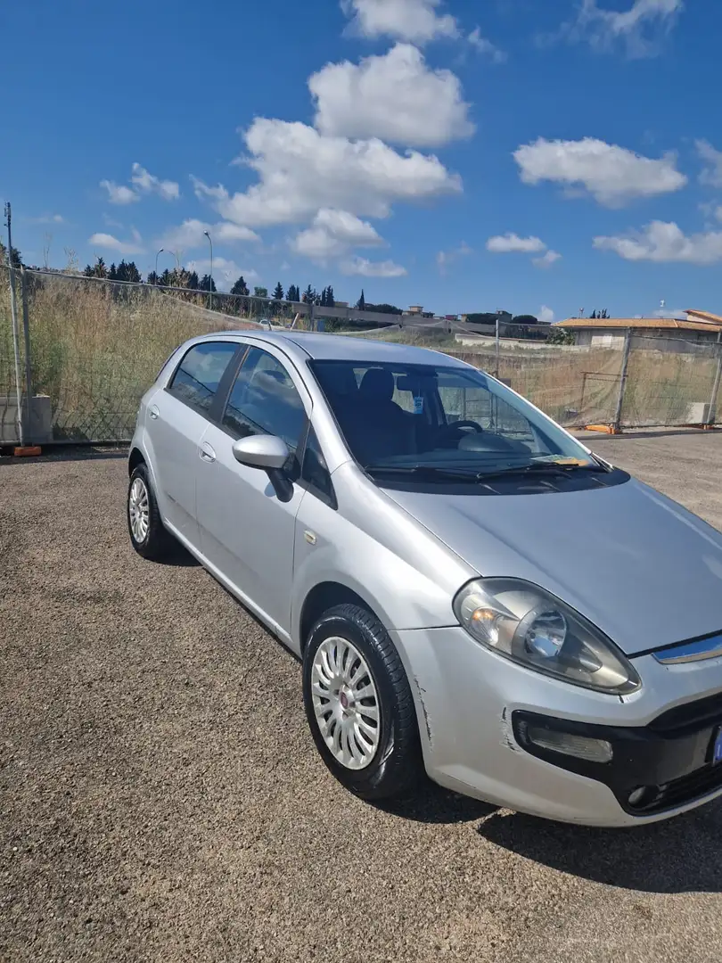 Fiat Punto Evo 5p 1.4 natural power Emotion 70cv - 1