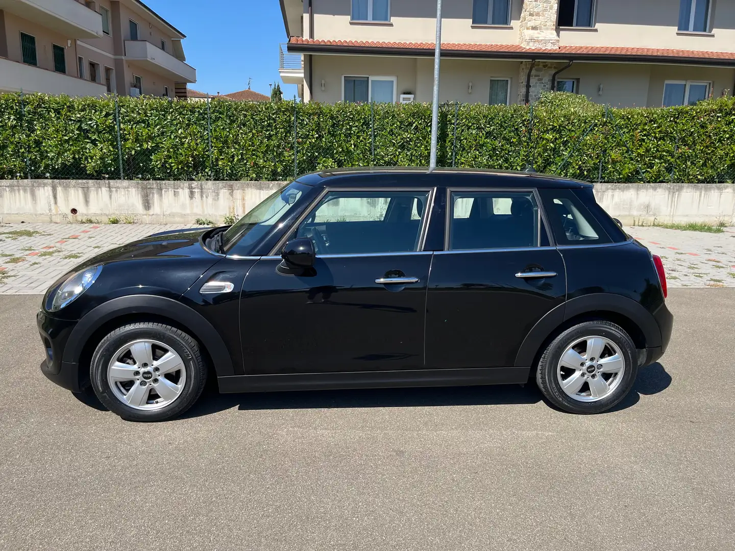 MINI Cooper D Mini IV F55-F56 20141.5 5p Nero - 1