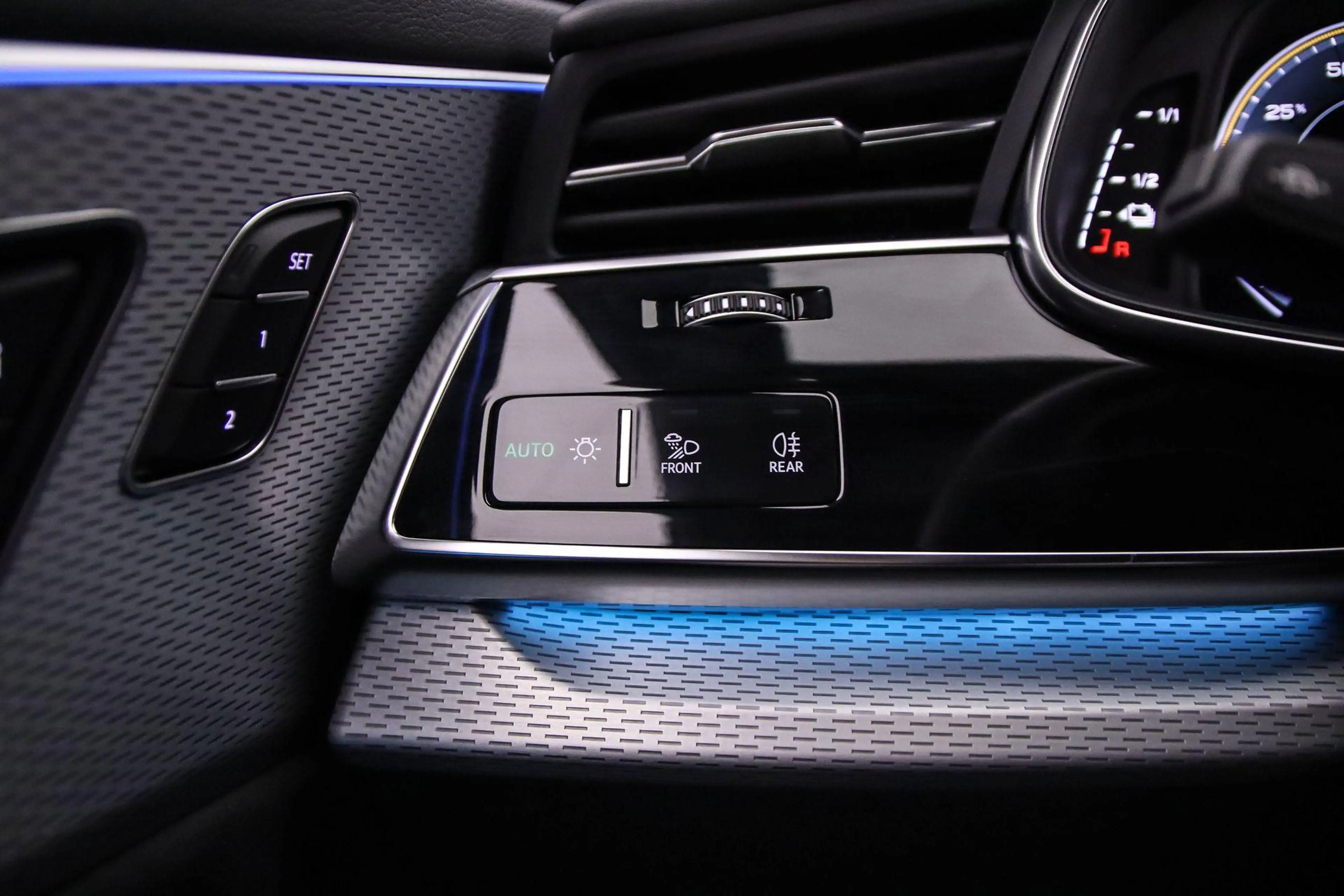 Audi Q8 60 TFSI e quattro Pro Line S Competition | Achtera — photo 12