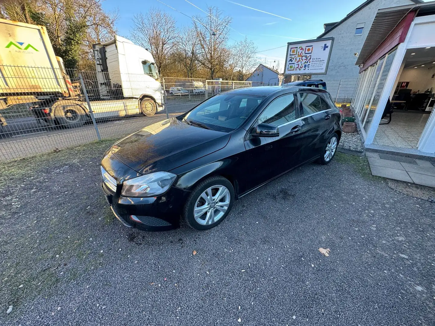 Mercedes-Benz A 180 Insp/Tüv/Steuerkette Neu Schwarz - 2
