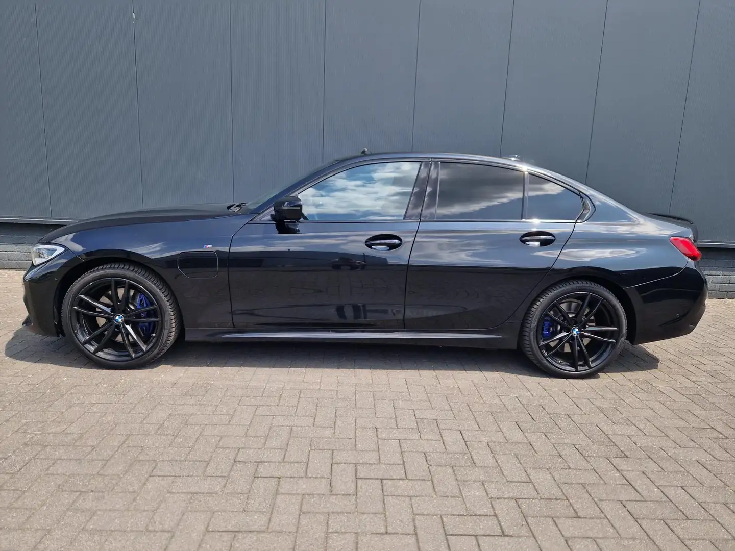 BMW 330 3-serie 330e M Sport /Laser /Schuifdak /Deal ond / Negro - 2