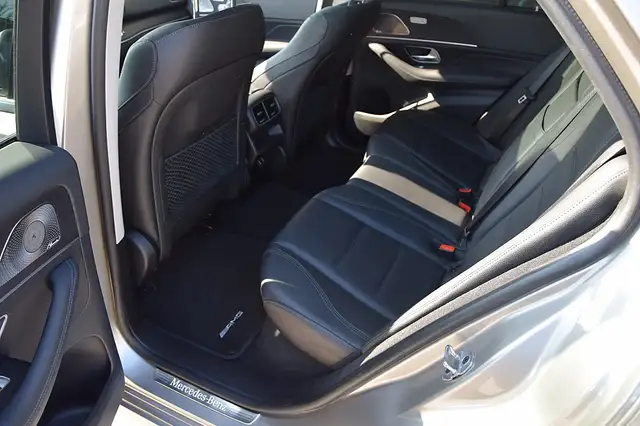 Mercedes-Benz GLE 400 d 4Matic Aut. *AMG-Line* Ansicht 18