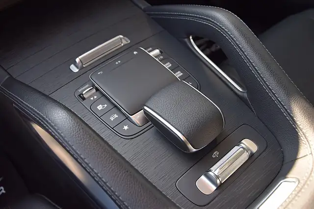 Mercedes-Benz GLE 400 d 4Matic Aut. *AMG-Line* Ansicht 10