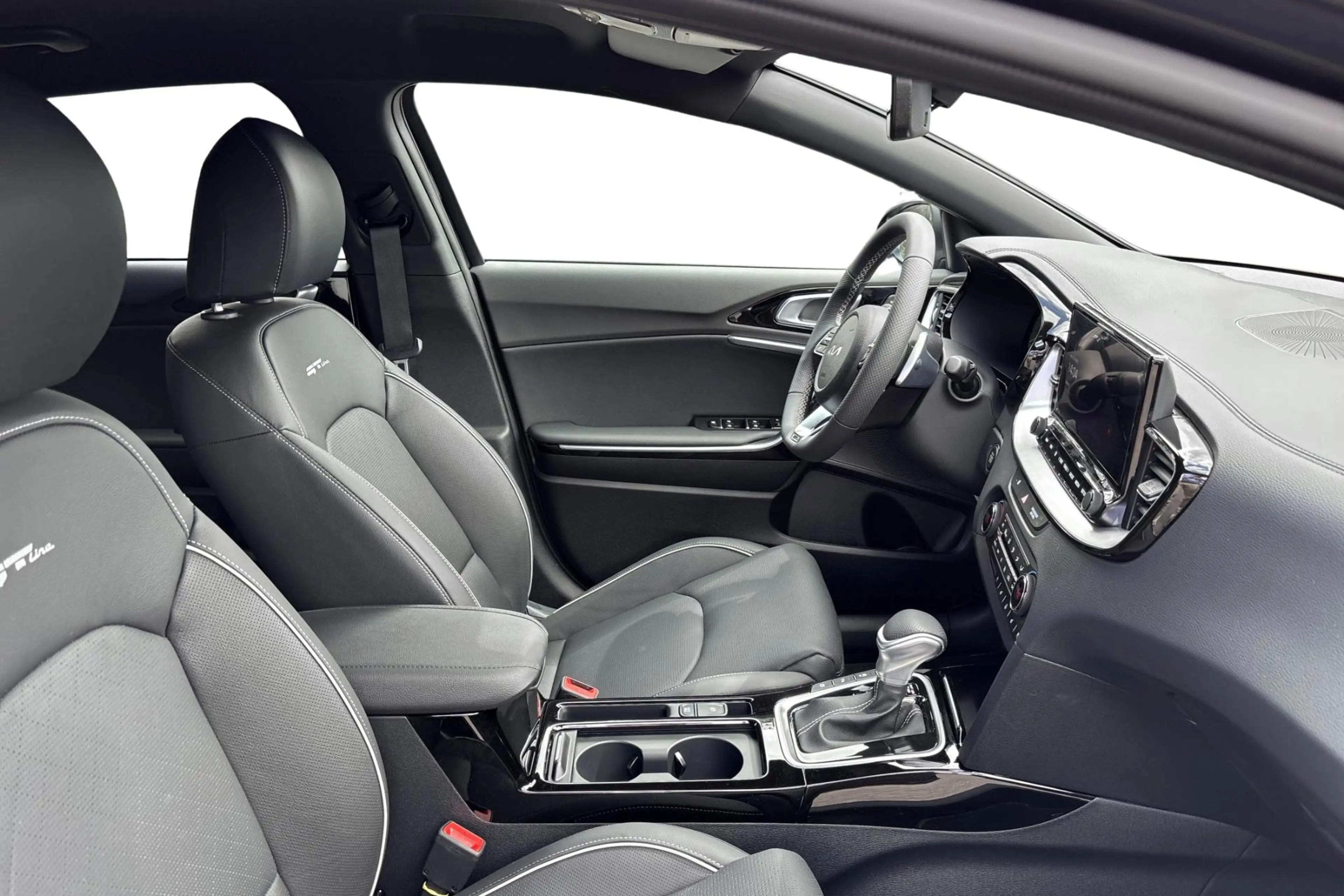 Kia ProCeed / pro_cee'd GT Line 1.5 T-GDI 140 DCT ISG — photo 7