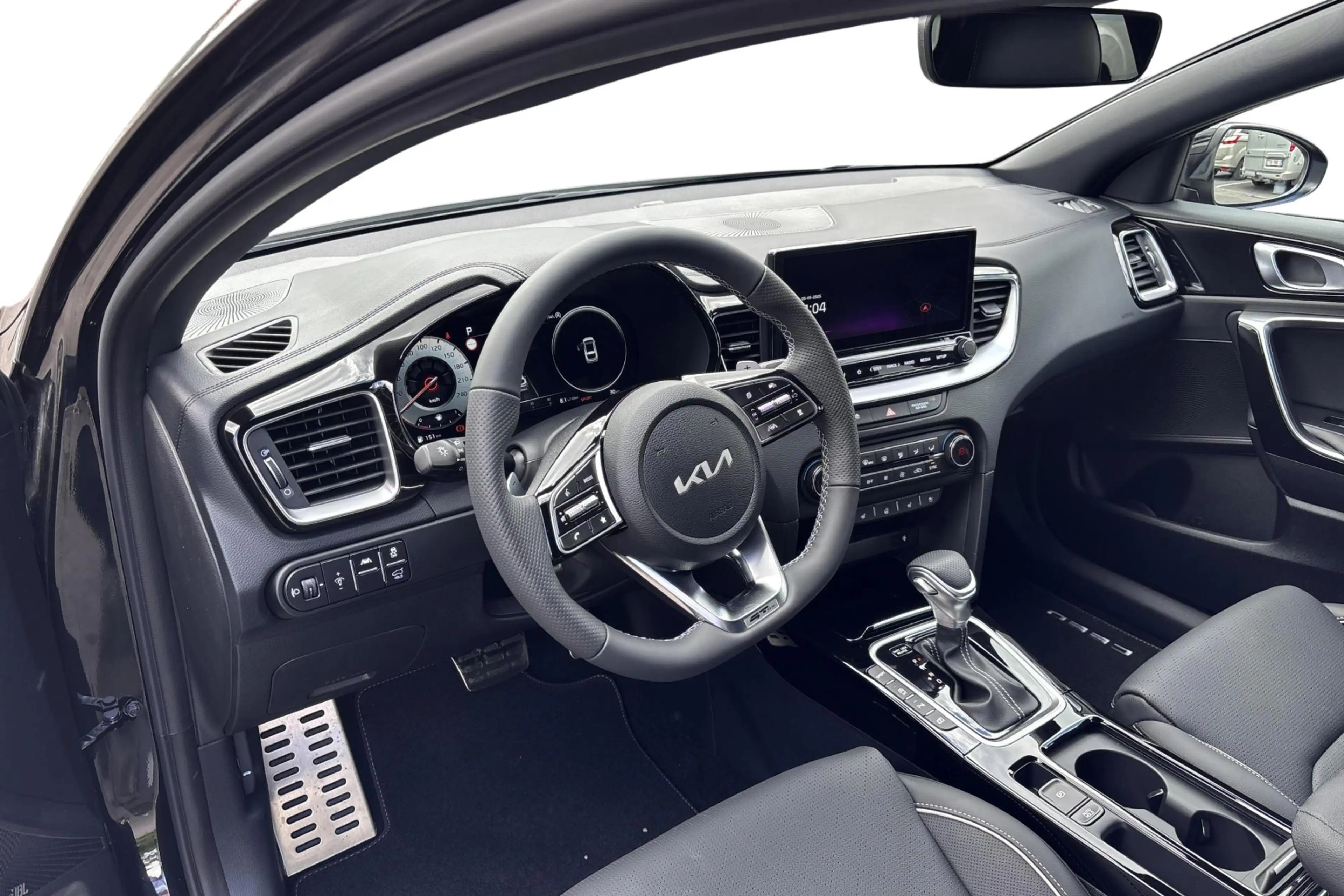 Kia ProCeed / pro_cee'd GT Line 1.5 T-GDI 140 DCT ISG — photo 11