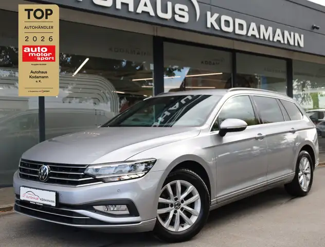 2023 Volkswagen Passat in Silver for sale