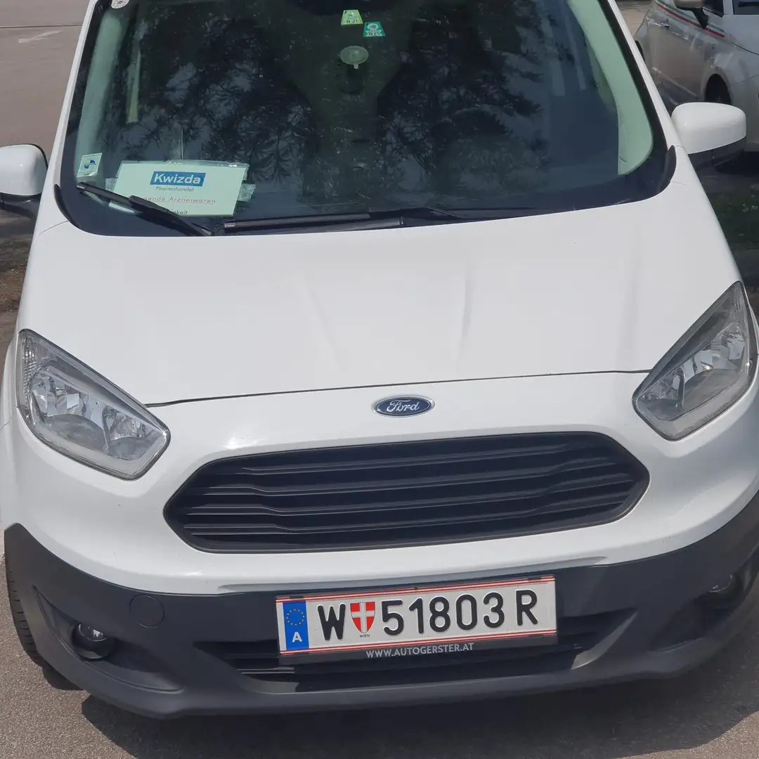 Ford Tourneo Courier 1,5 TDCi Titanium - 1