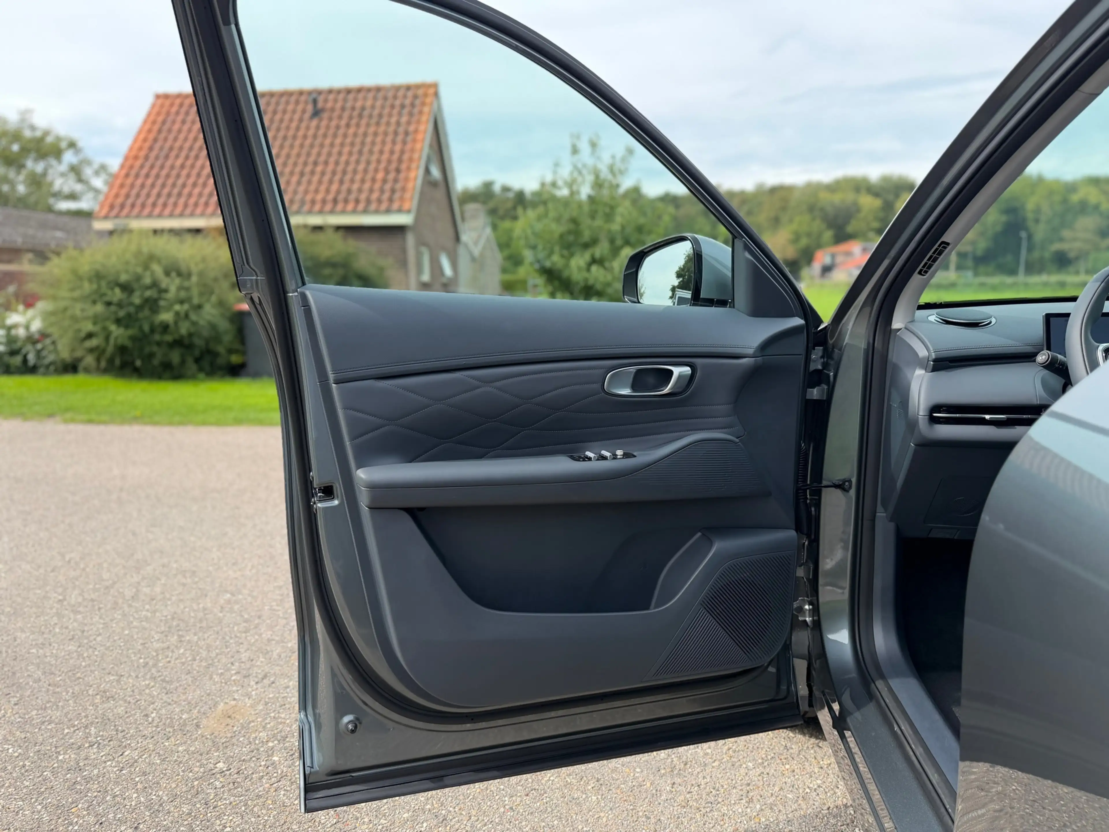 Geely Starray EM-i 1.5 Pro Plug-in Hybrid Automaat / NIEUW! / 360 Cam — photo 8
