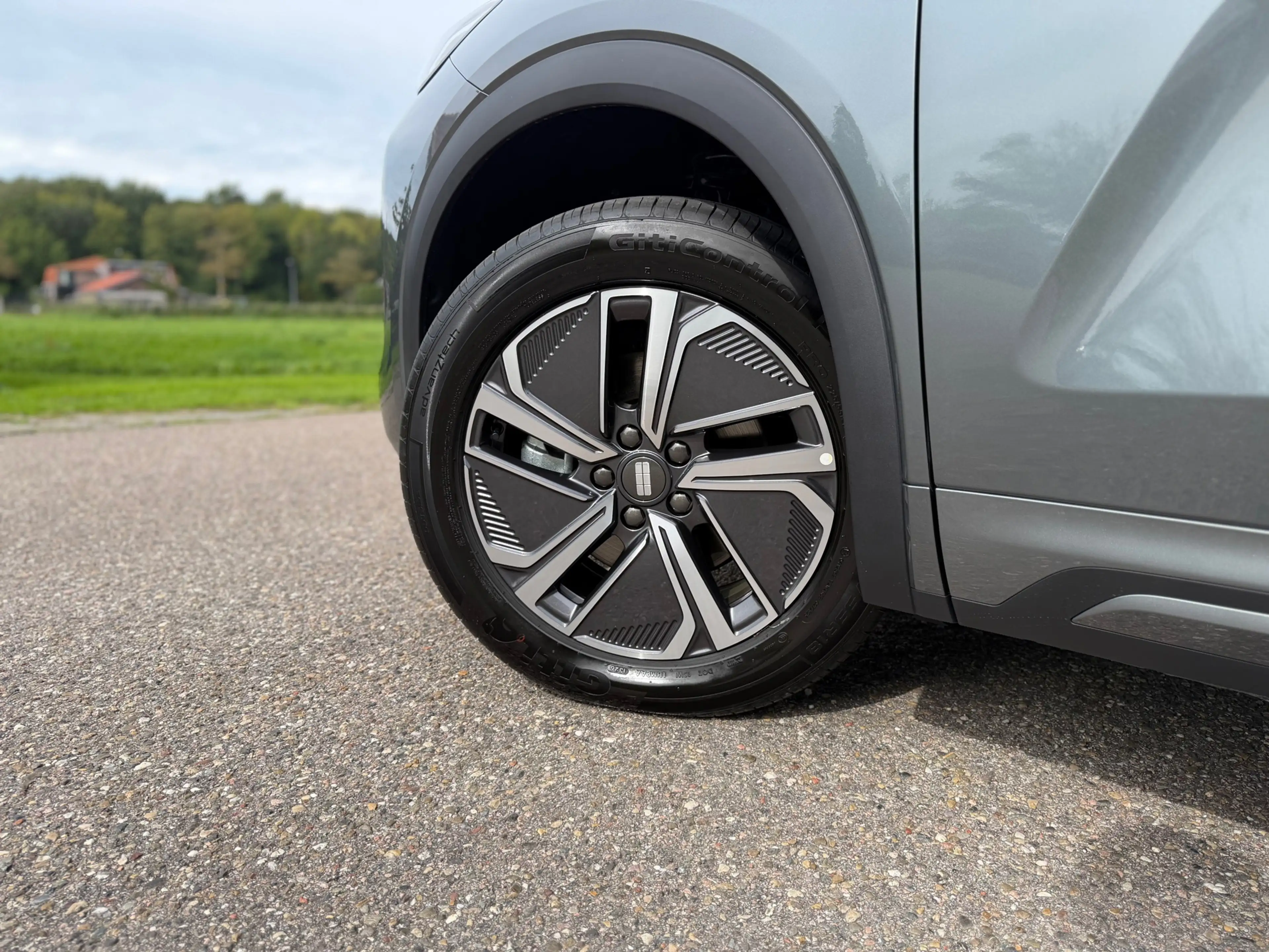 Geely Starray EM-i 1.5 Pro Plug-in Hybrid Automaat / NIEUW! / 360 Cam — photo 30
